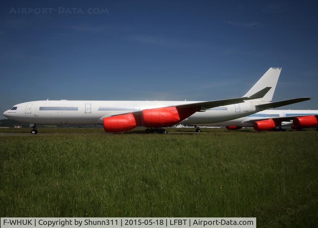F-WHUK, 2005 Airbus A340-541 C/N 685, C/n 0685 - Stored in all white c/s without titles... Ex. A6-ERI