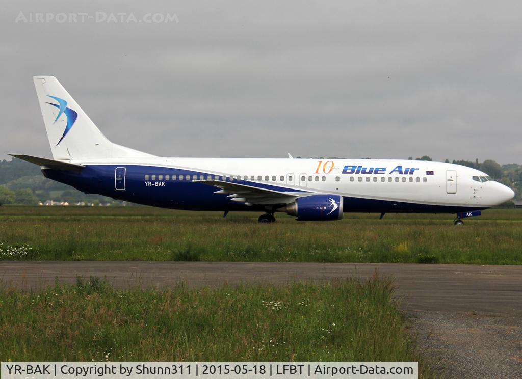 YR-BAK, 1992 Boeing 737-430 C/N 27005, Taxiing to the Terminal in new c/s and with additional 10th year anniversary logo