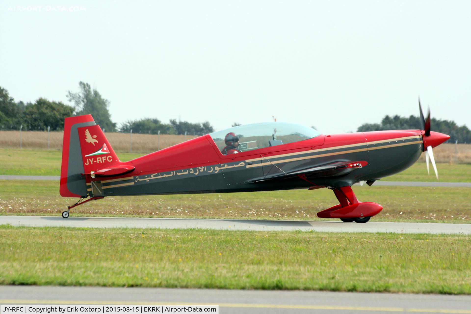 JY-RFC, 2007 Extra EA-300 C/N 1241, JY-RFC at the Roskilde Air Show 2015