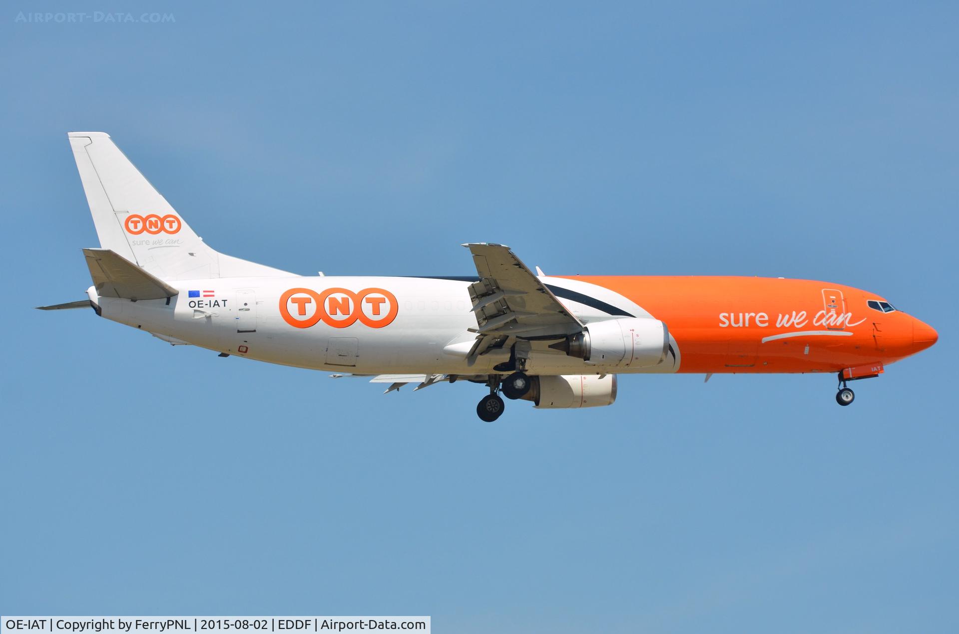 OE-IAT, 1999 Boeing 737-4M0 C/N 29210, TNT B734 freighter landing.
