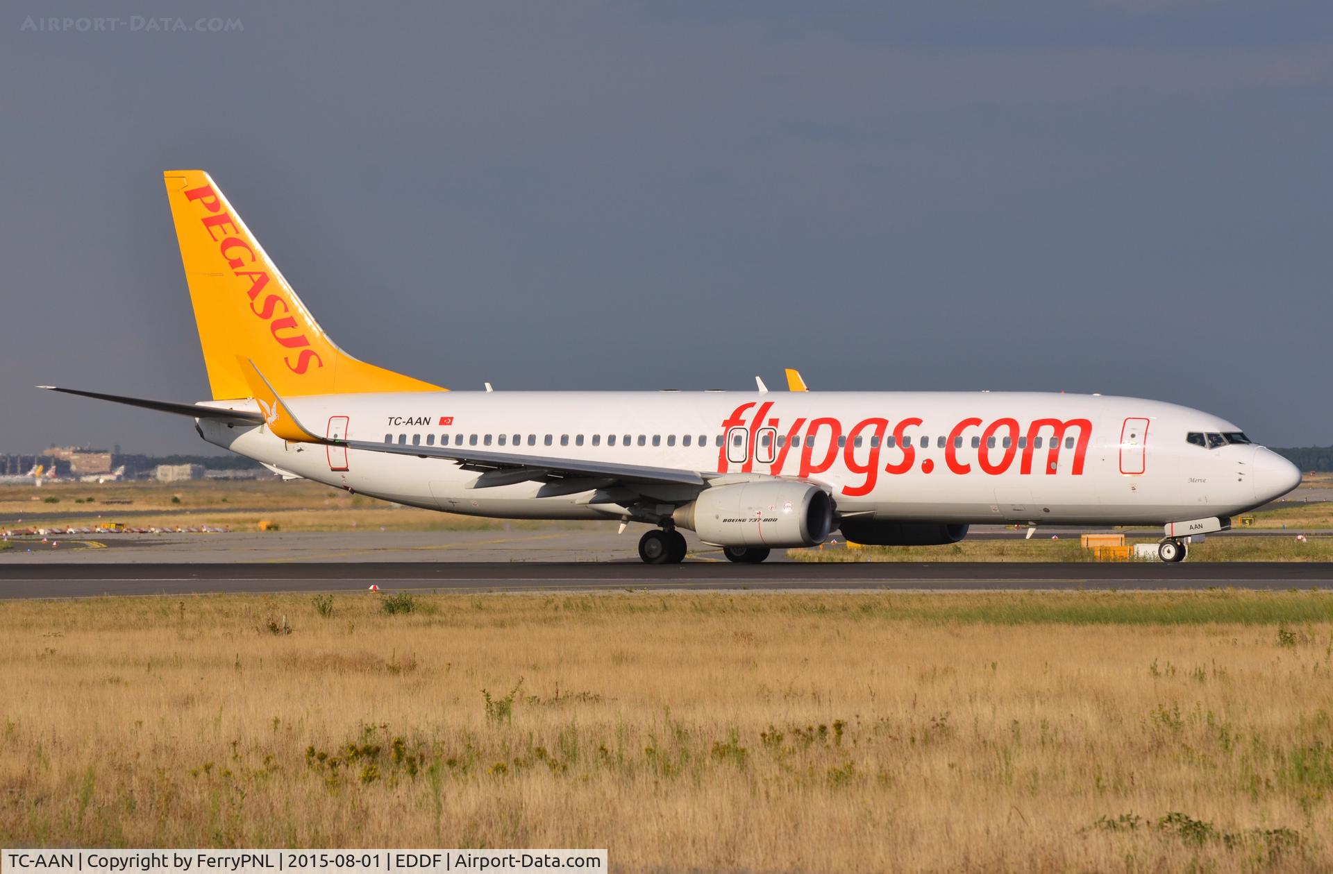 TC-AAN, 2009 Boeing 737-82R C/N 38173, Pegasus B738 lining-up in FRA