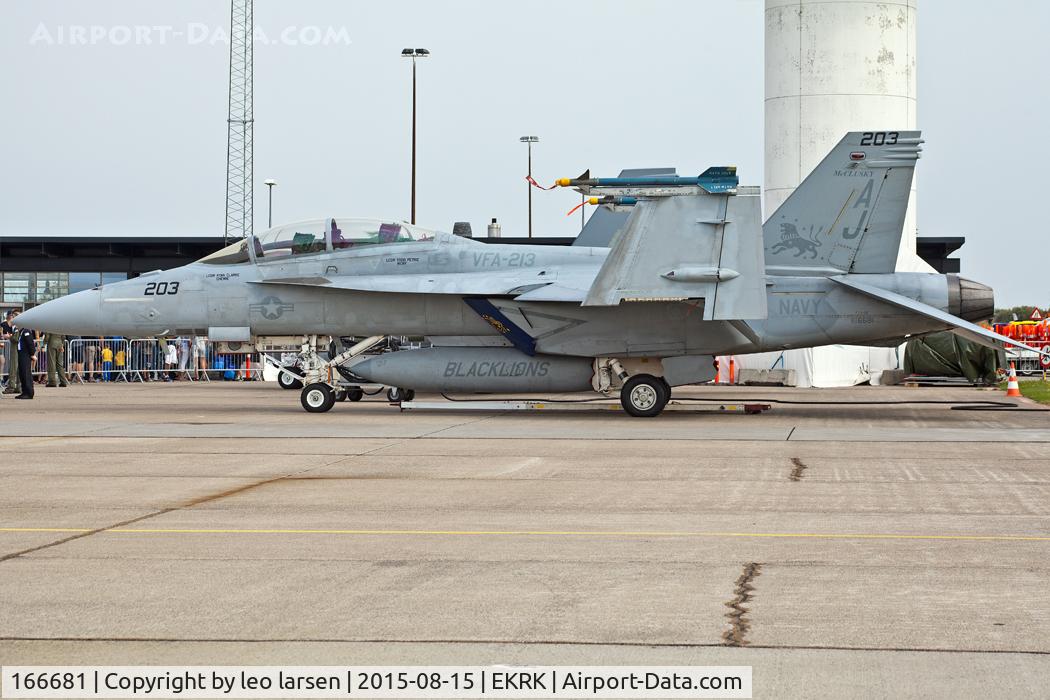 166681, Boeing F/A-18F Super Hornet C/N F159, Roskilde Air Show 15.8.15