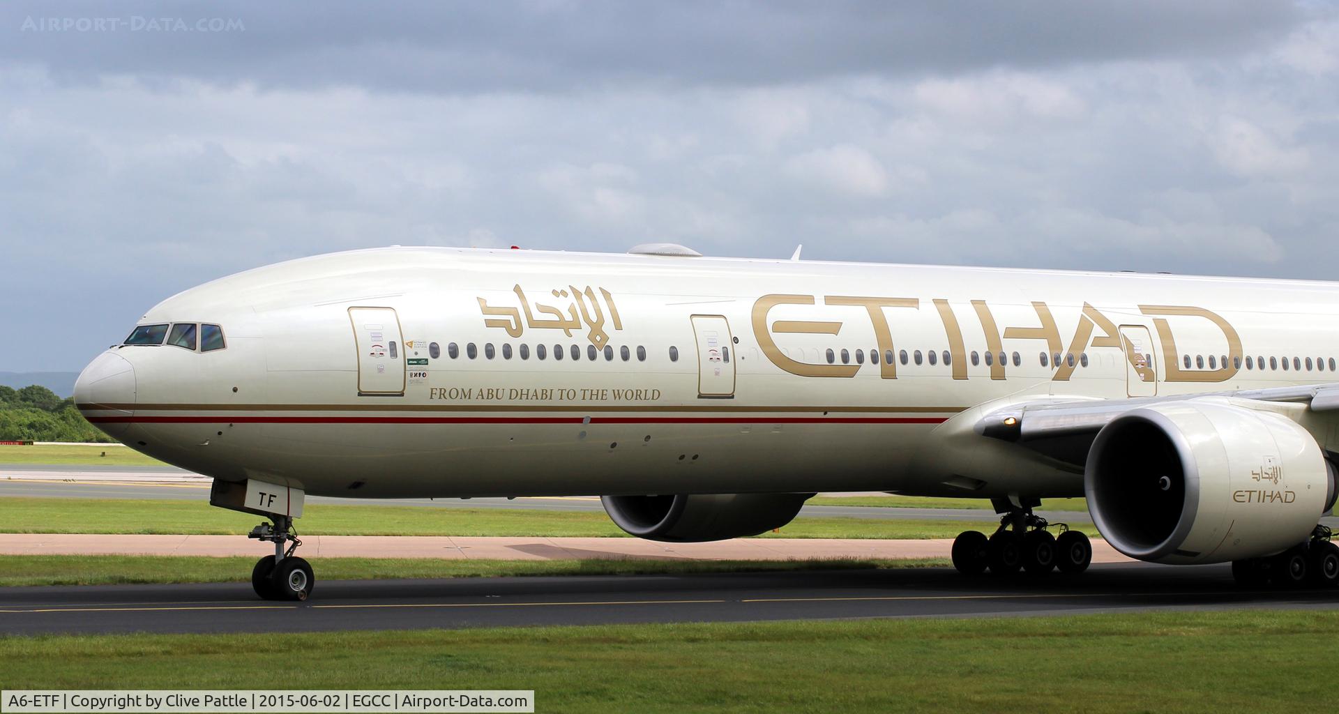 A6-ETF, 2009 Boeing 777-3FX/ER C/N 39700, In action at Manchester Airport EGCC