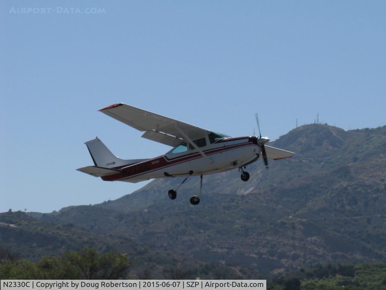 N2330C, 1978 Cessna R182 Skylane RG C/N R18200151, 1978 Cessna R182 SKYLANE RG, Lycoming O-540-J3C5D 235 Hp, takeoff climb Rwy 22, suckin 'em up