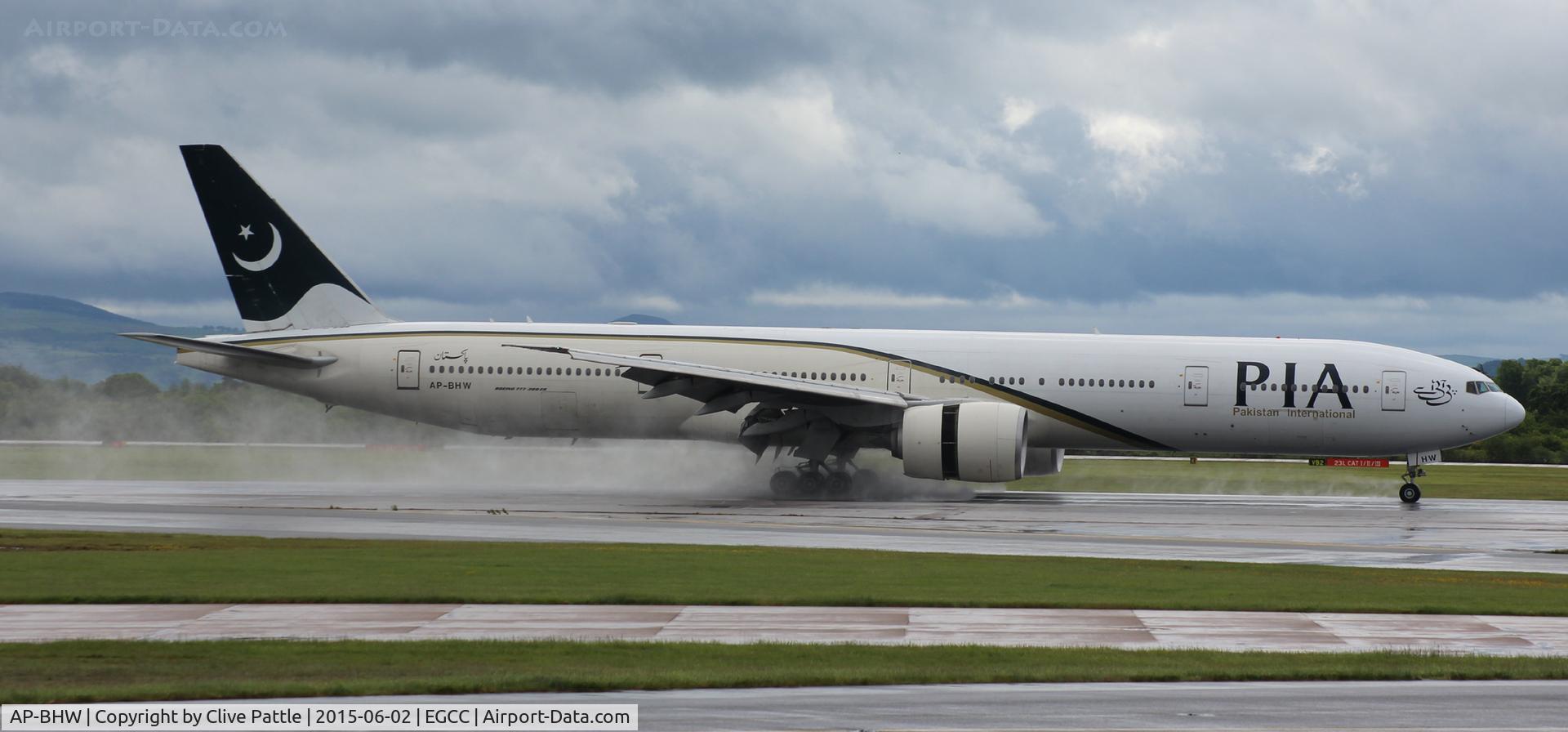 AP-BHW, 2007 Boeing 777-340/ER C/N 33779, Moments after arrival at Manchester Airport EGCC