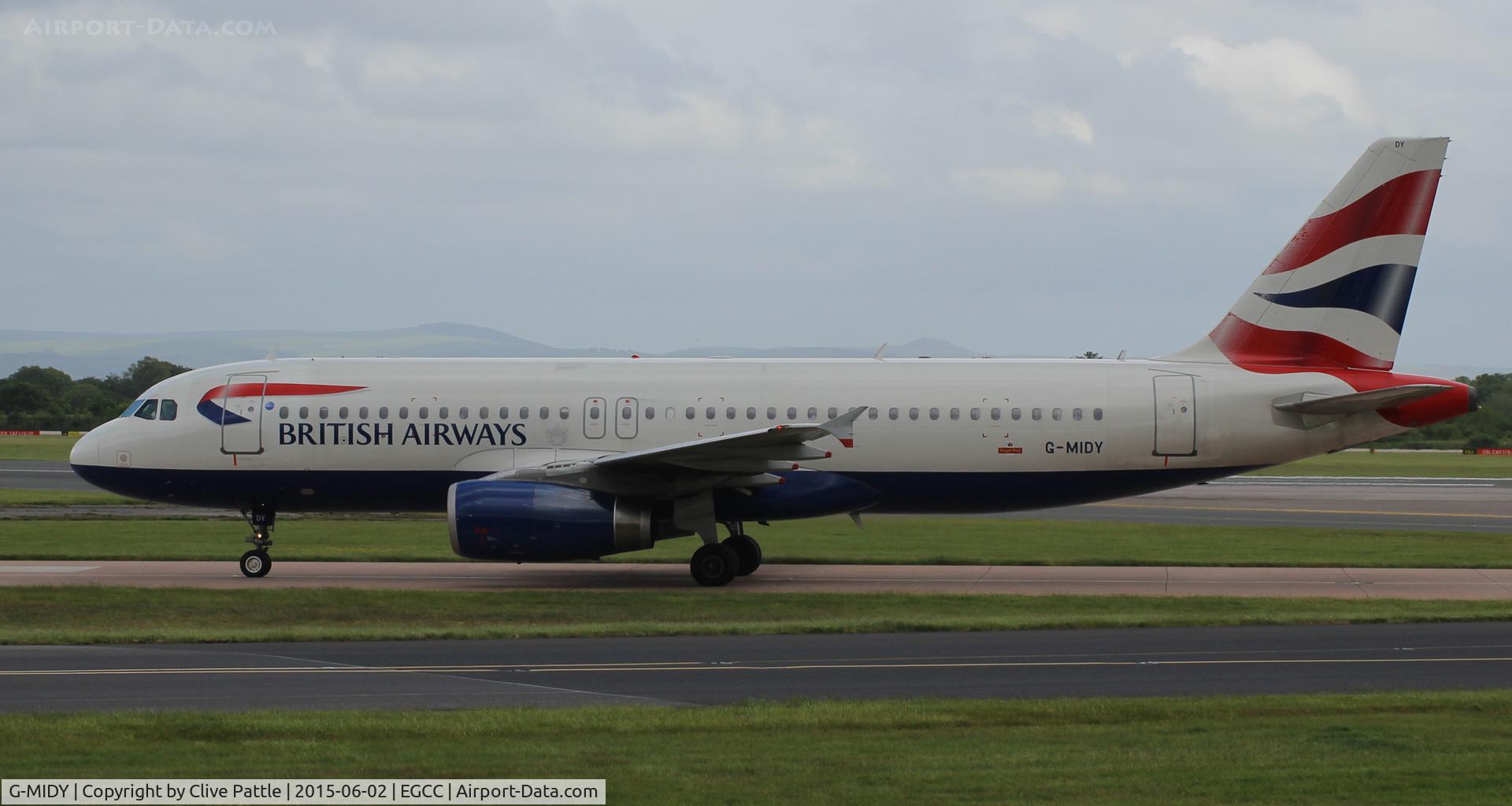 G-MIDY, 1999 Airbus A320-232 C/N 1014, Taxy to gate at Manchester Airport EGCC