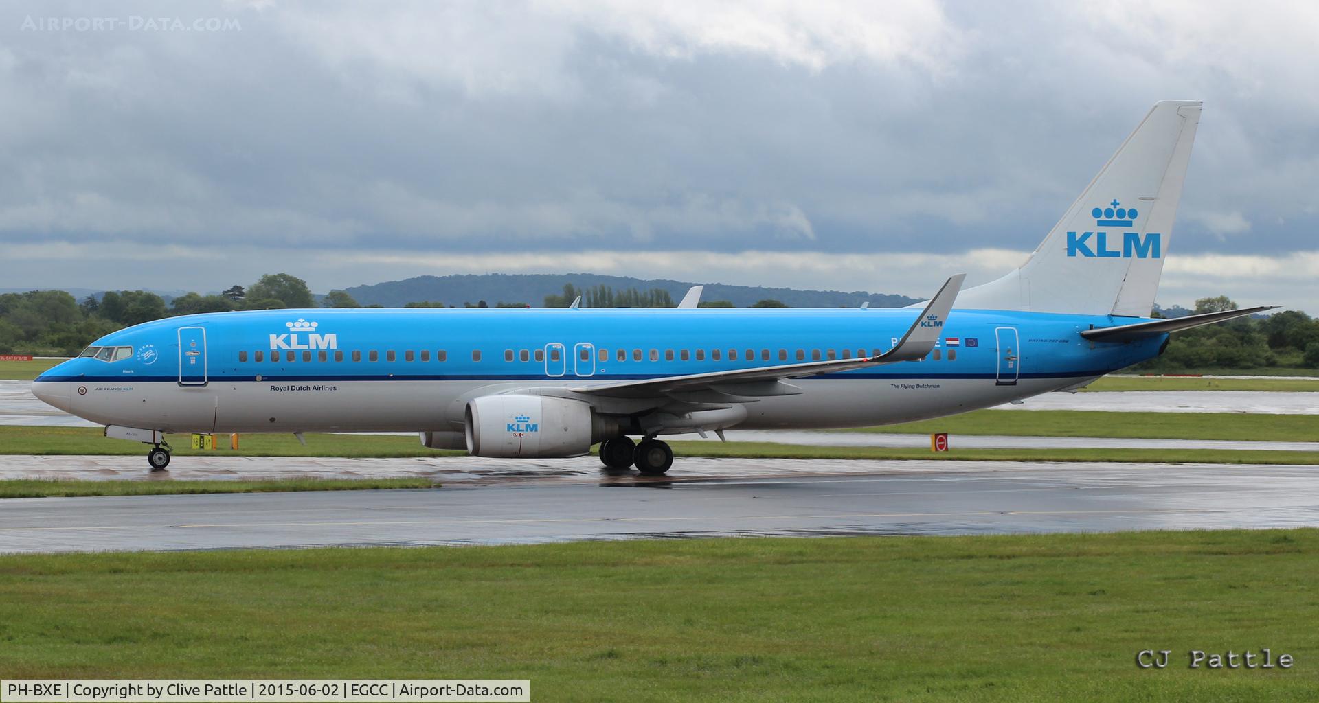 PH-BXE, 2000 Boeing 737-8K2 C/N 29595, In action at Manchester Airport EGCC