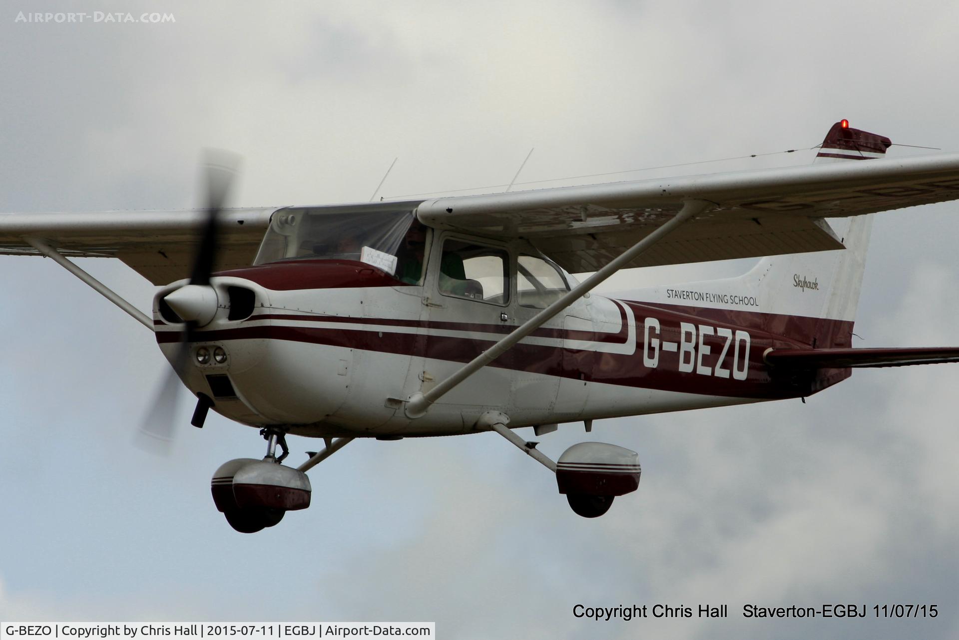G-BEZO, 1976 Reims F172M ll Skyhawk C/N 1392, Staverton Flying School