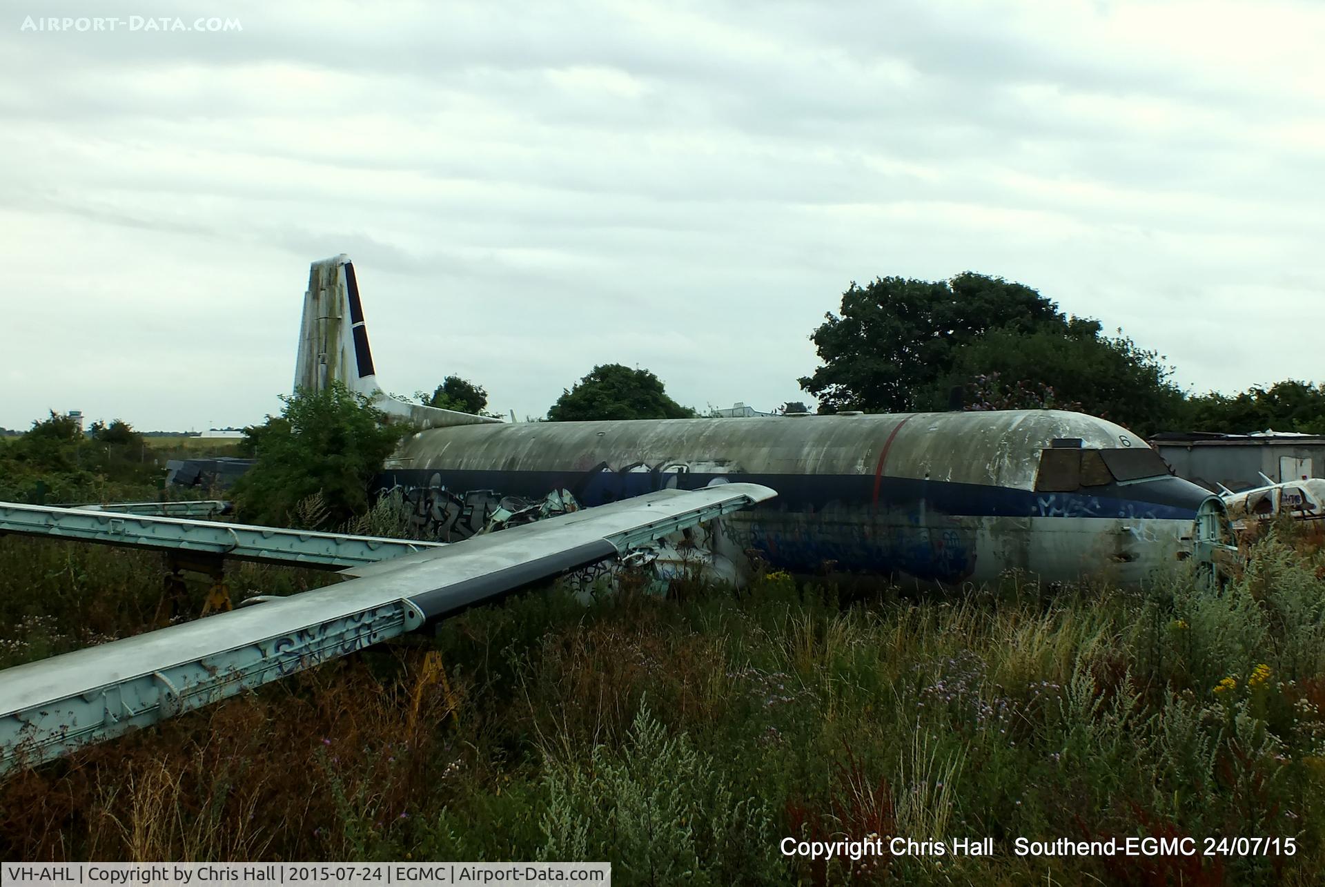 VH-AHL, 1969 Hawker Siddeley HS.748 Series 2 C/N 1606, behind a Hotel next to Southend Airport