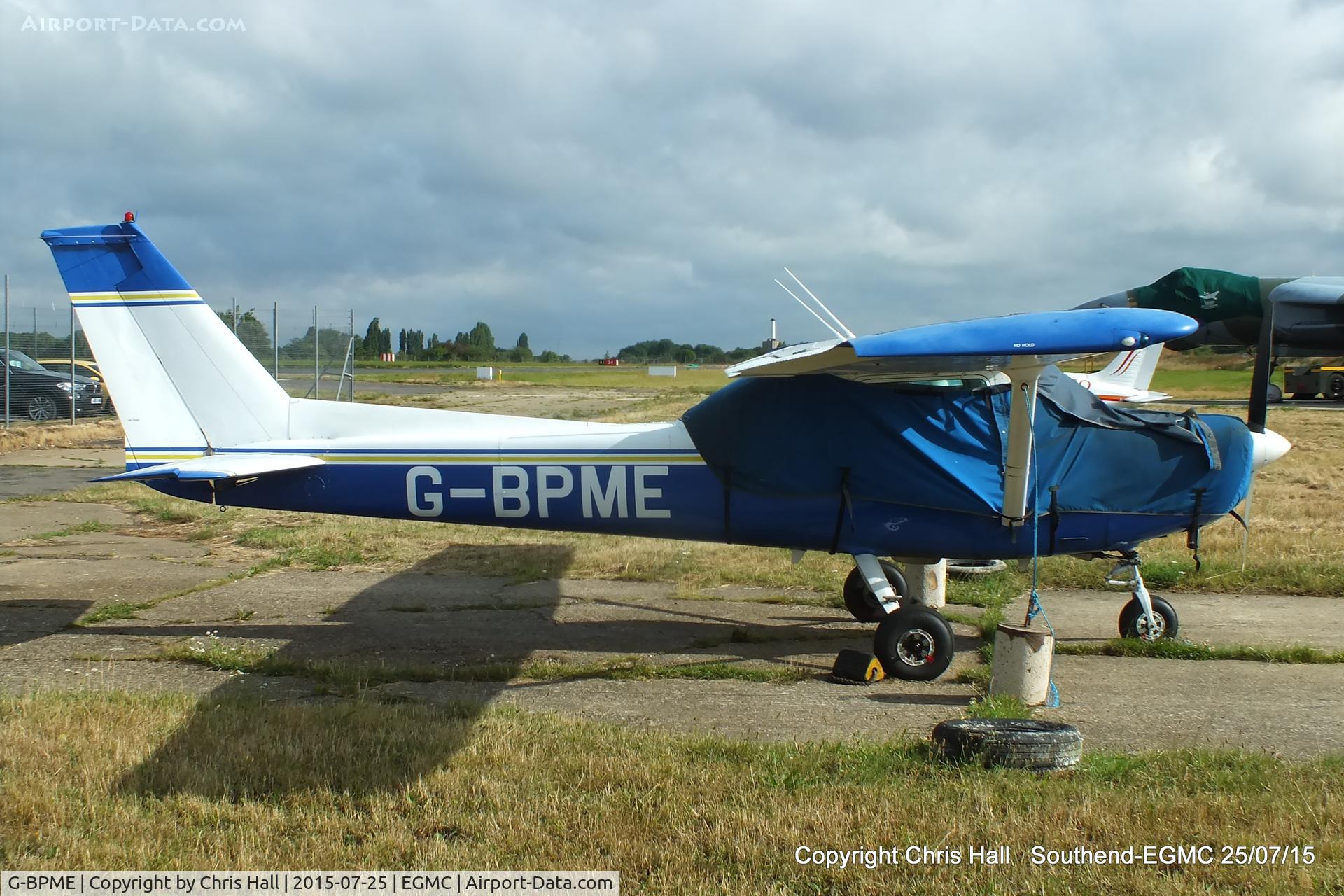 G-BPME, 1982 Cessna 152 C/N 152-85585, at Southend