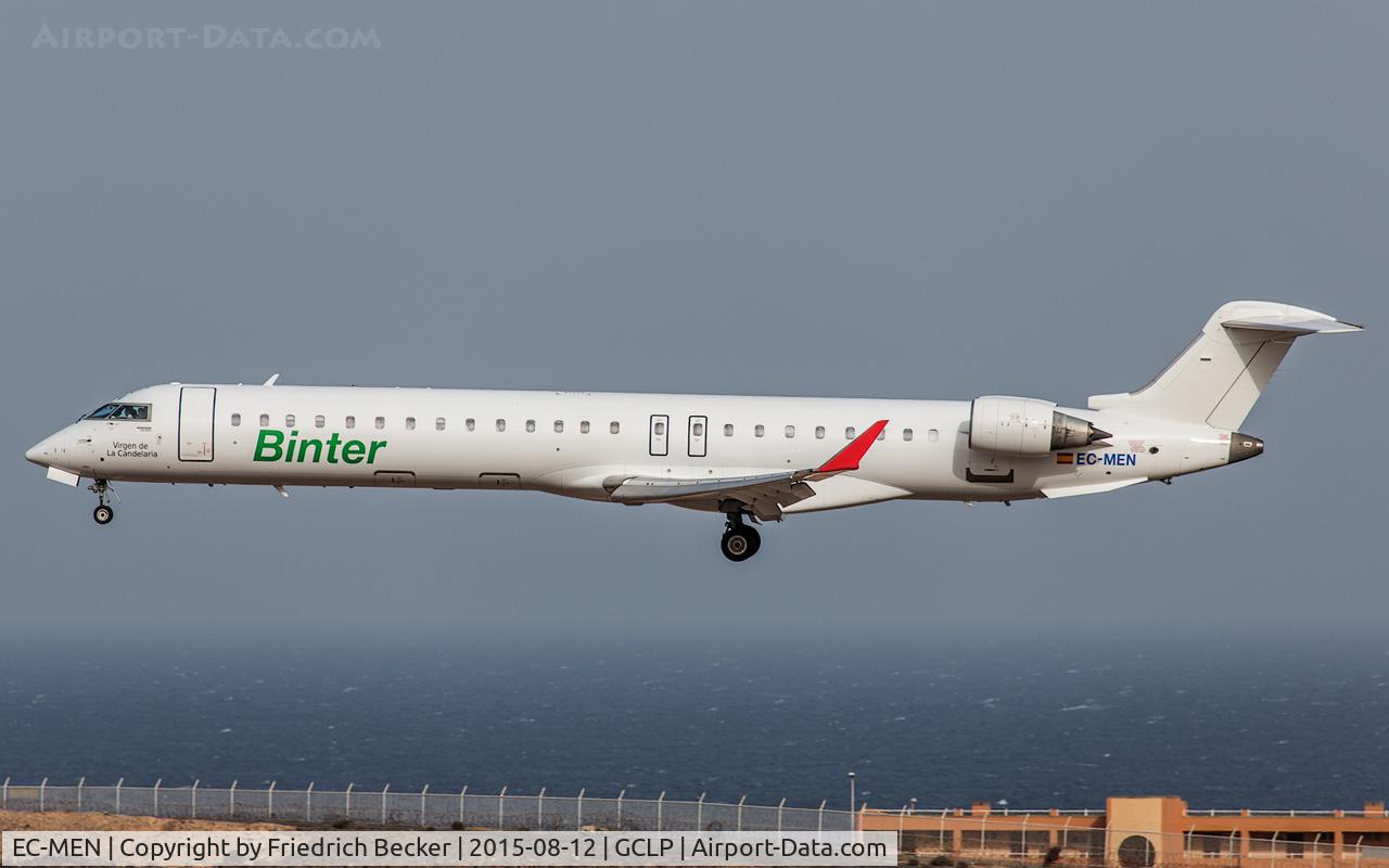 EC-MEN, 2006 Bombardier CRJ-900ER (CL-600-2D24) C/N 15063, on final RW03L
