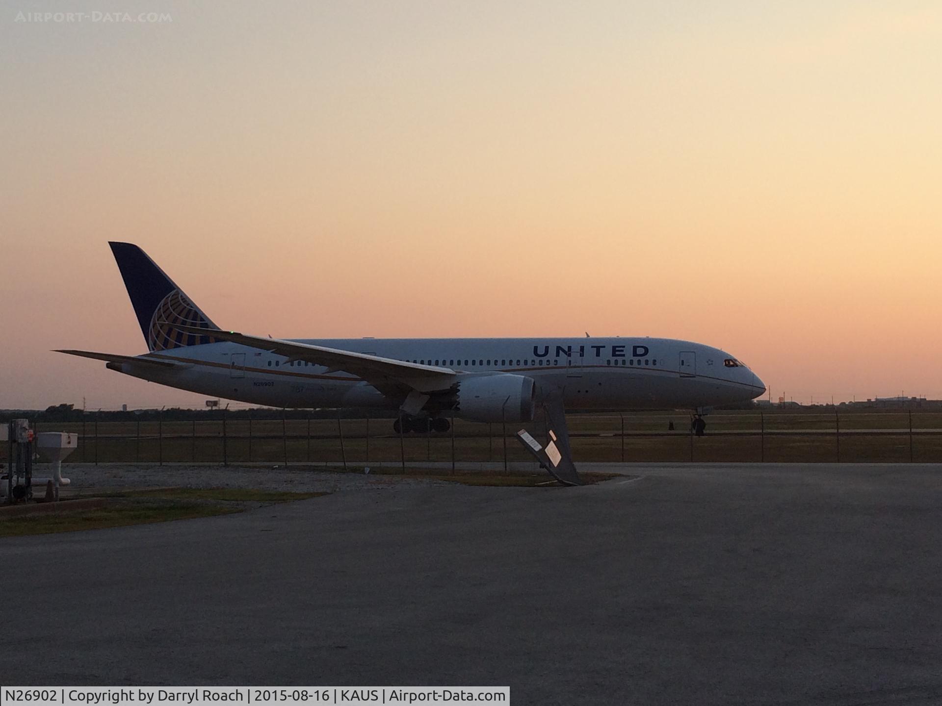 N26902, 2012 Boeing 787-8 Dreamliner C/N 34822, UA 788 diversion from IAH.