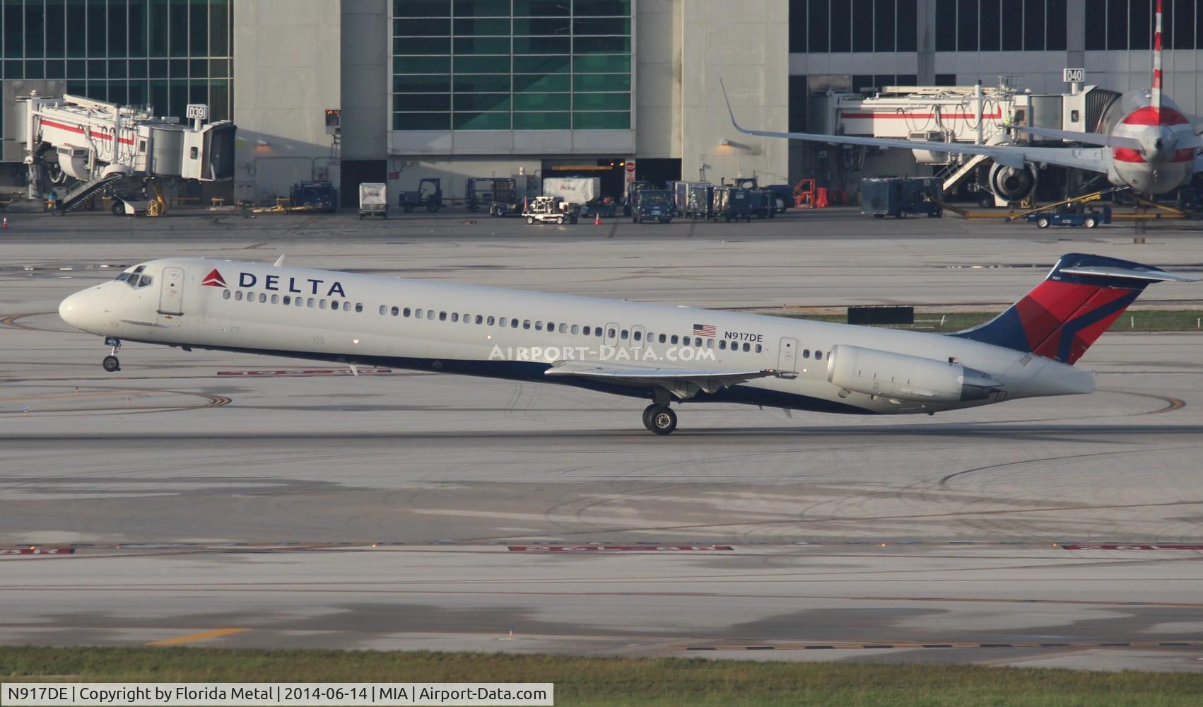 N917DE, 1993 McDonnell Douglas MD-88 C/N 49958, Delta