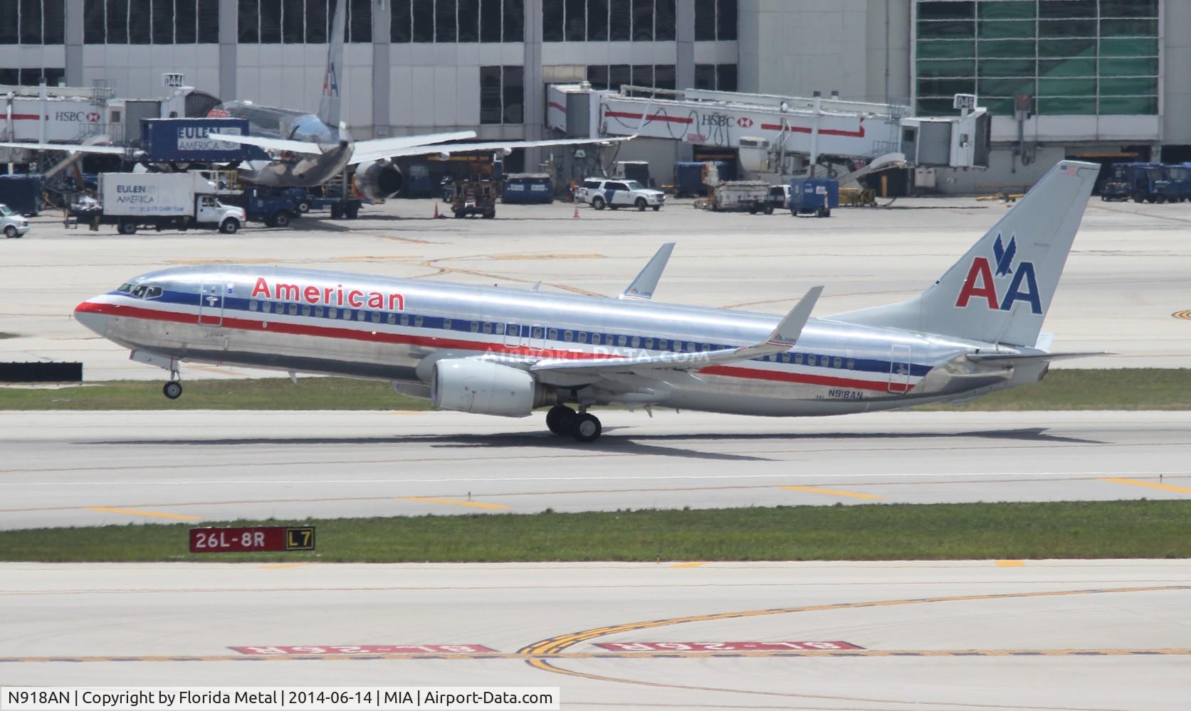 N918AN, 1999 Boeing 737-823 C/N 29519, American