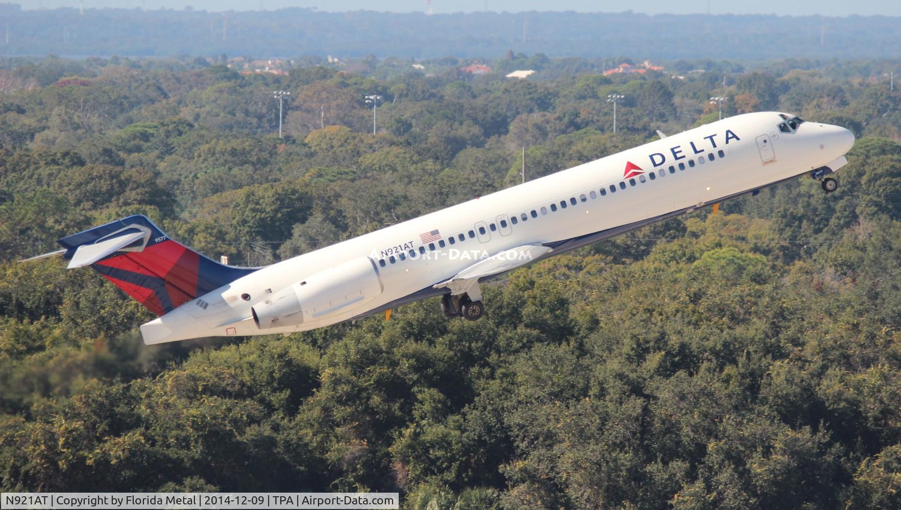 N921AT, 2000 Boeing 717-200 C/N 55082, Delta