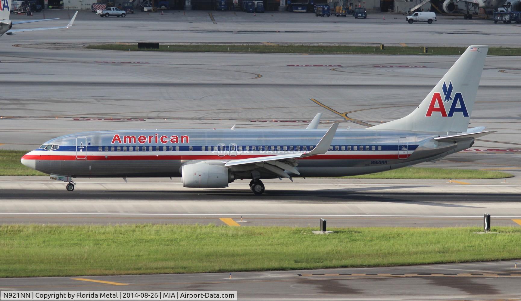 N921NN, 2013 Boeing 737-823 C/N 33229, American