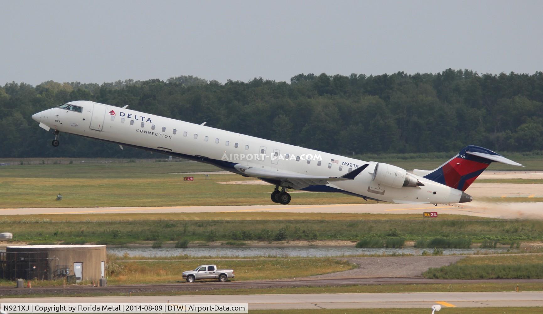 N921XJ, 2008 Bombardier CRJ-900ER (CL-600-2D24) C/N 15172, Delta Connection CRJ-900