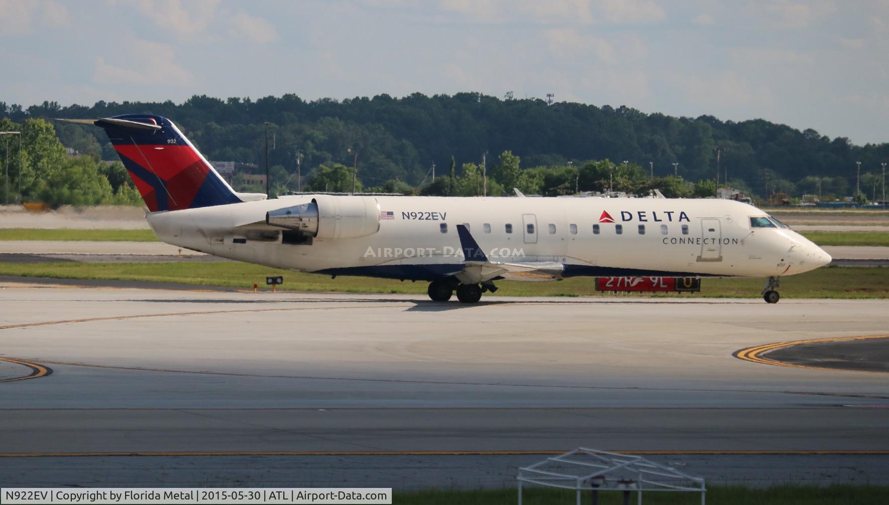N922EV, 2003 Bombardier CRJ-200ER (CL-600-2B19) C/N 7822, ASA CRJ-200