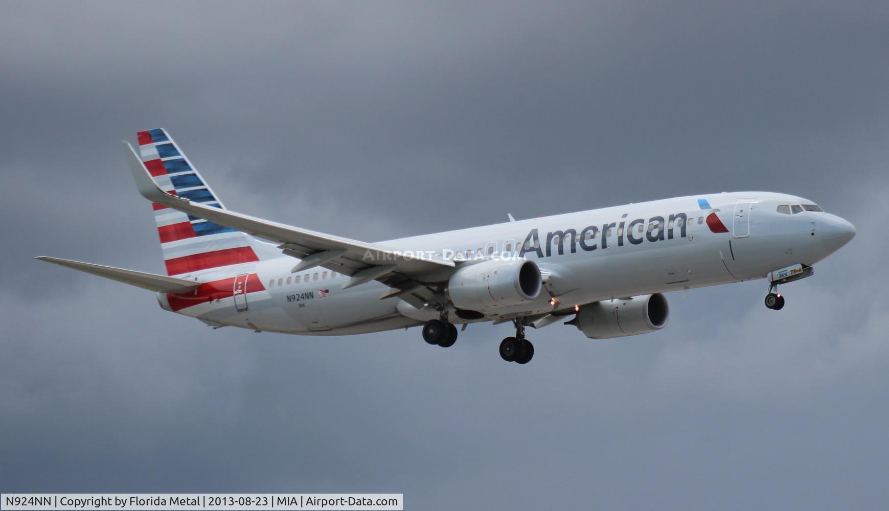 N924NN, 2013 Boeing 737-823 C/N 33486, American