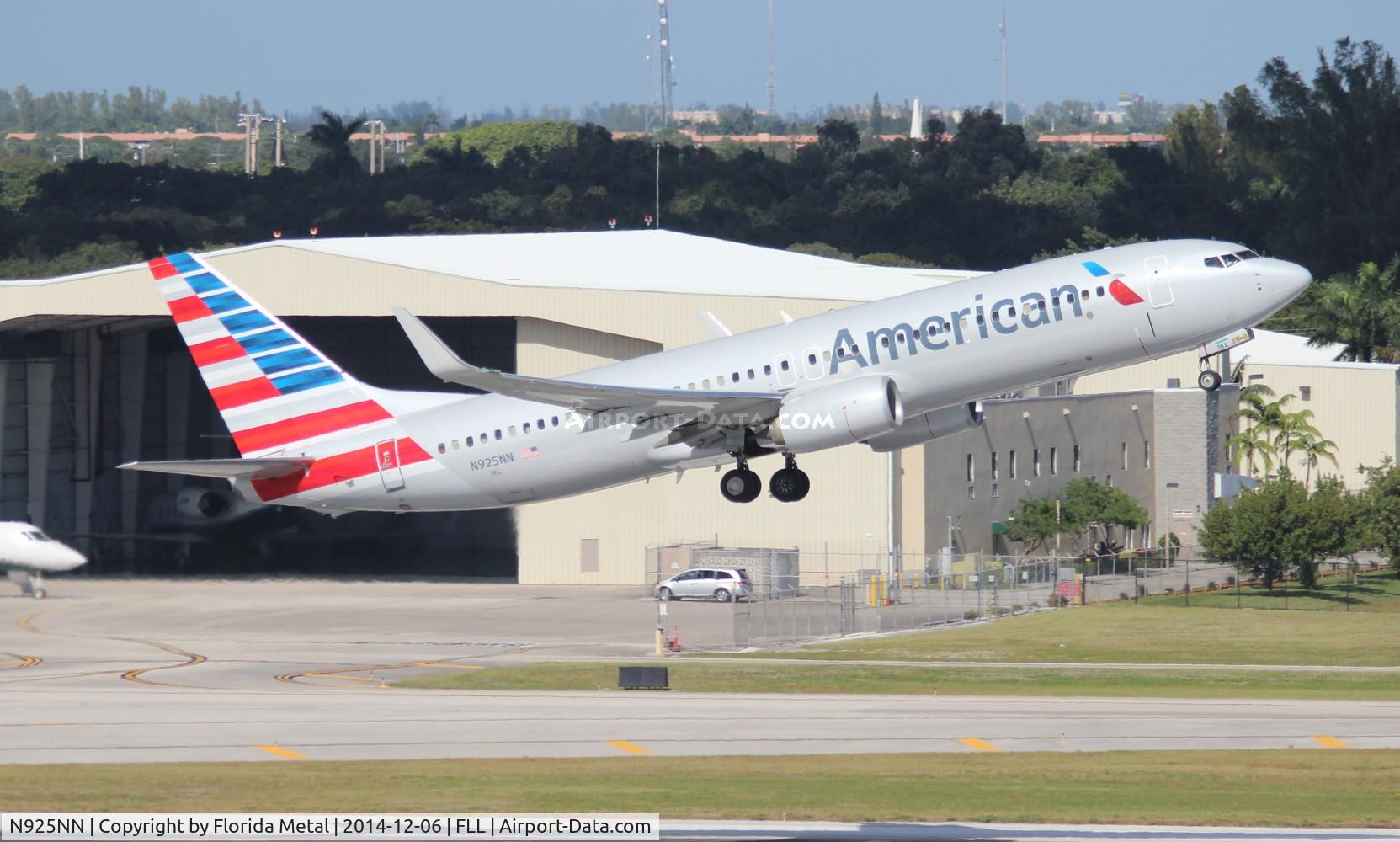 N925NN, 2013 Boeing 737-823 C/N 31169, American