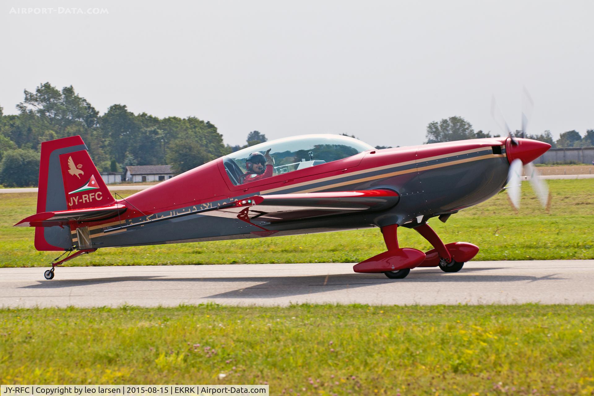 JY-RFC, 2007 Extra EA-300 C/N 1241, Roskilde Air Show 15.8.15