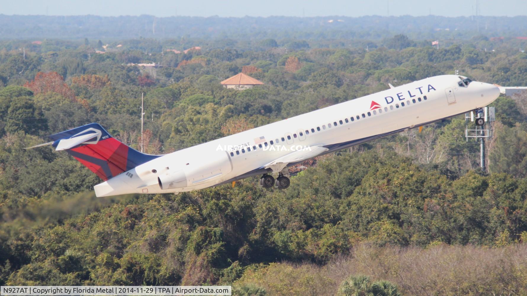 N927AT, 2000 Boeing 717-200 C/N 55077, Delta
