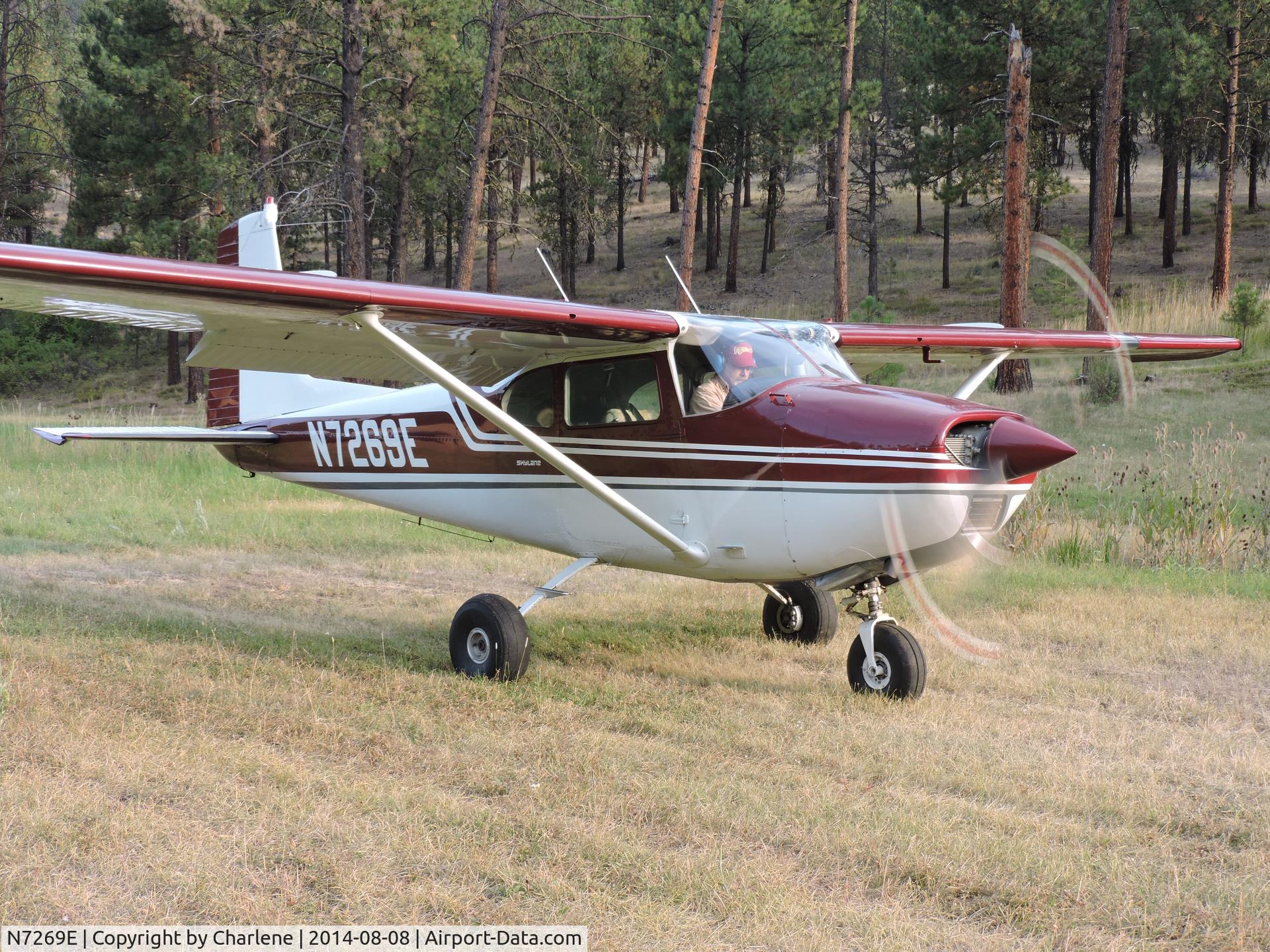 N7269E, 1959 Cessna 182B Skylane C/N 52269, New owners Doug and Charlene Ferguson, in Grant County Oregon