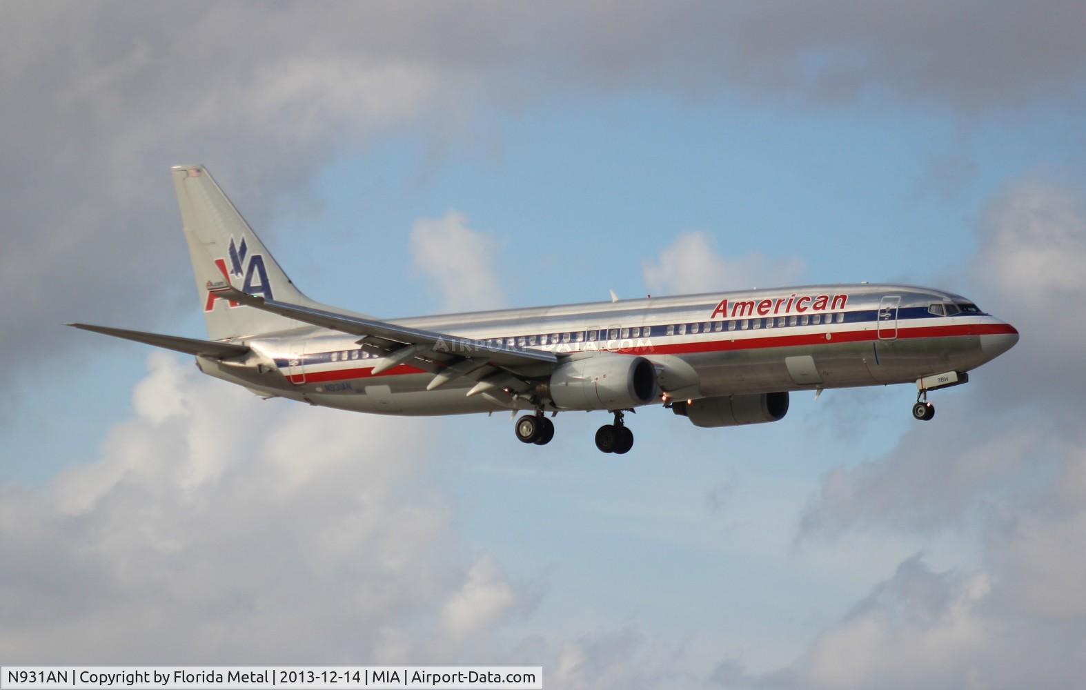 N931AN, 2000 Boeing 737-823 C/N 30079, American