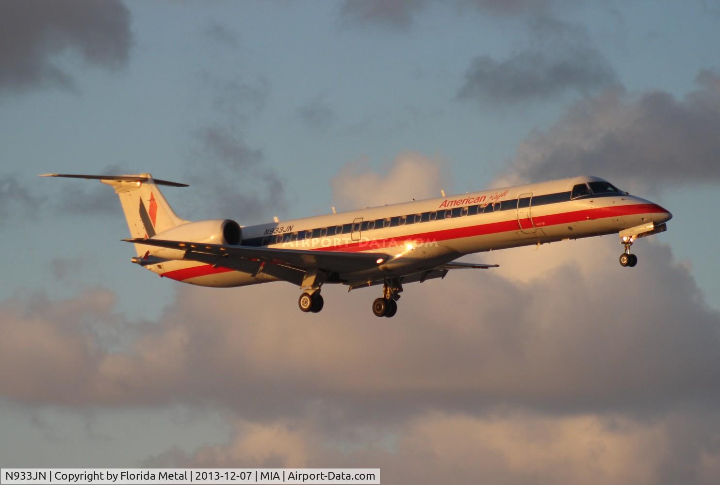 N933JN, 2005 Embraer ERJ-145LR (EMB-145LR) C/N 14500918, Eagle
