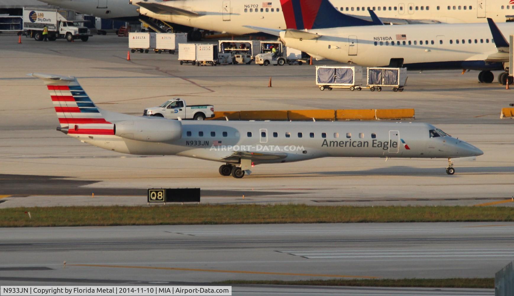 N933JN, 2005 Embraer ERJ-145LR (EMB-145LR) C/N 14500918, Eagle