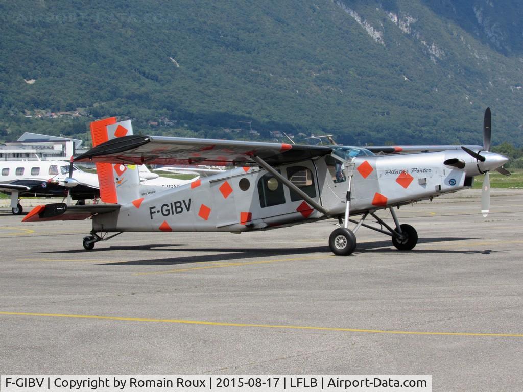 F-GIBV, Pilatus PC-6/B2-H2 C/N 651, Parked