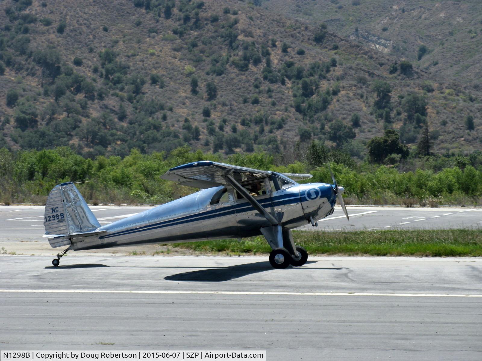 N1298B, 1947 Luscombe 8E Silvaire C/N 5925, 1947 Luscombe 8E SILVAIRE, Continental C-85 85 Hp, landing roll Rwy 22