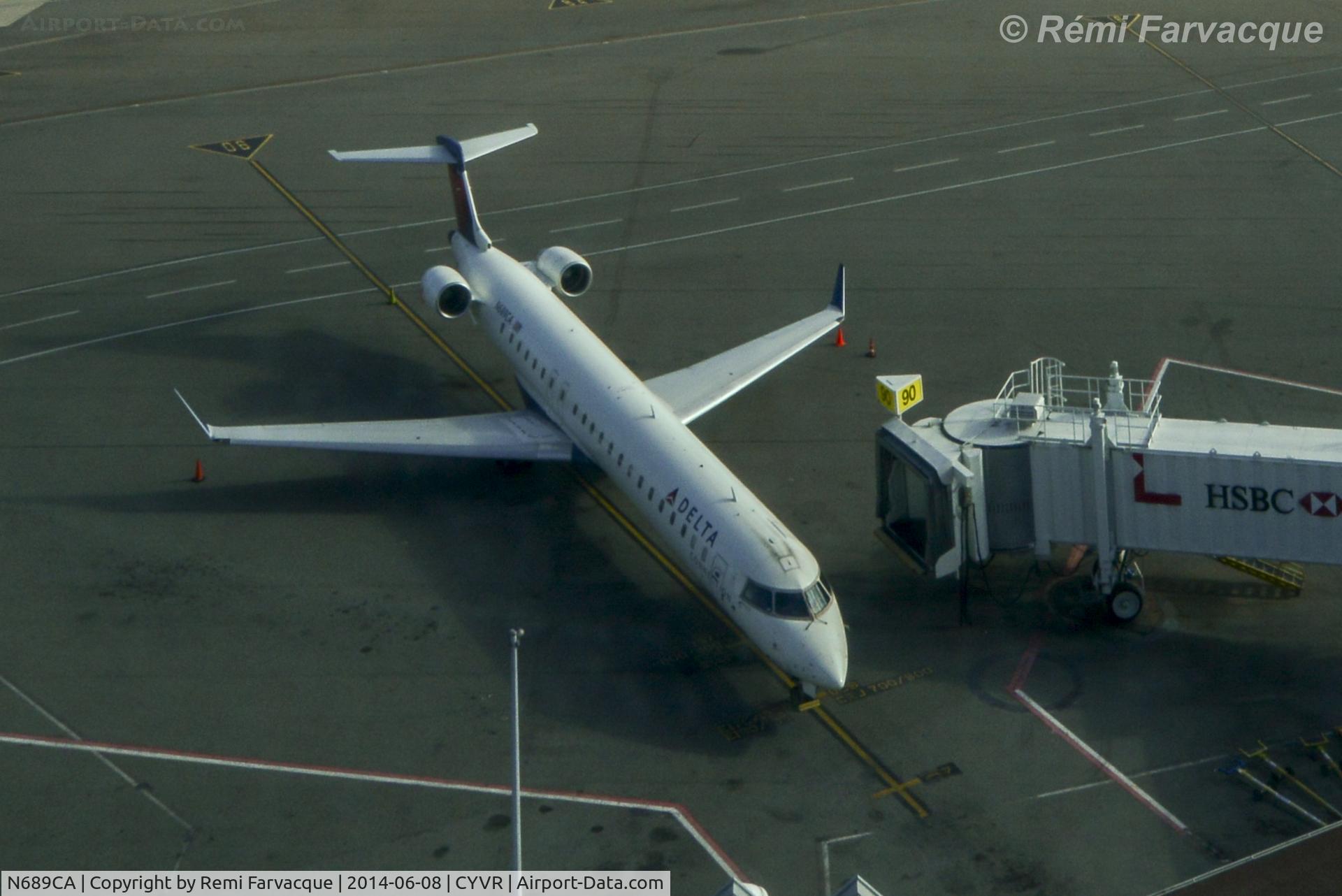 N689CA, 2007 Bombardier CRJ-900ER (CL-600-2D24) C/N 15133, Freshly arrived.