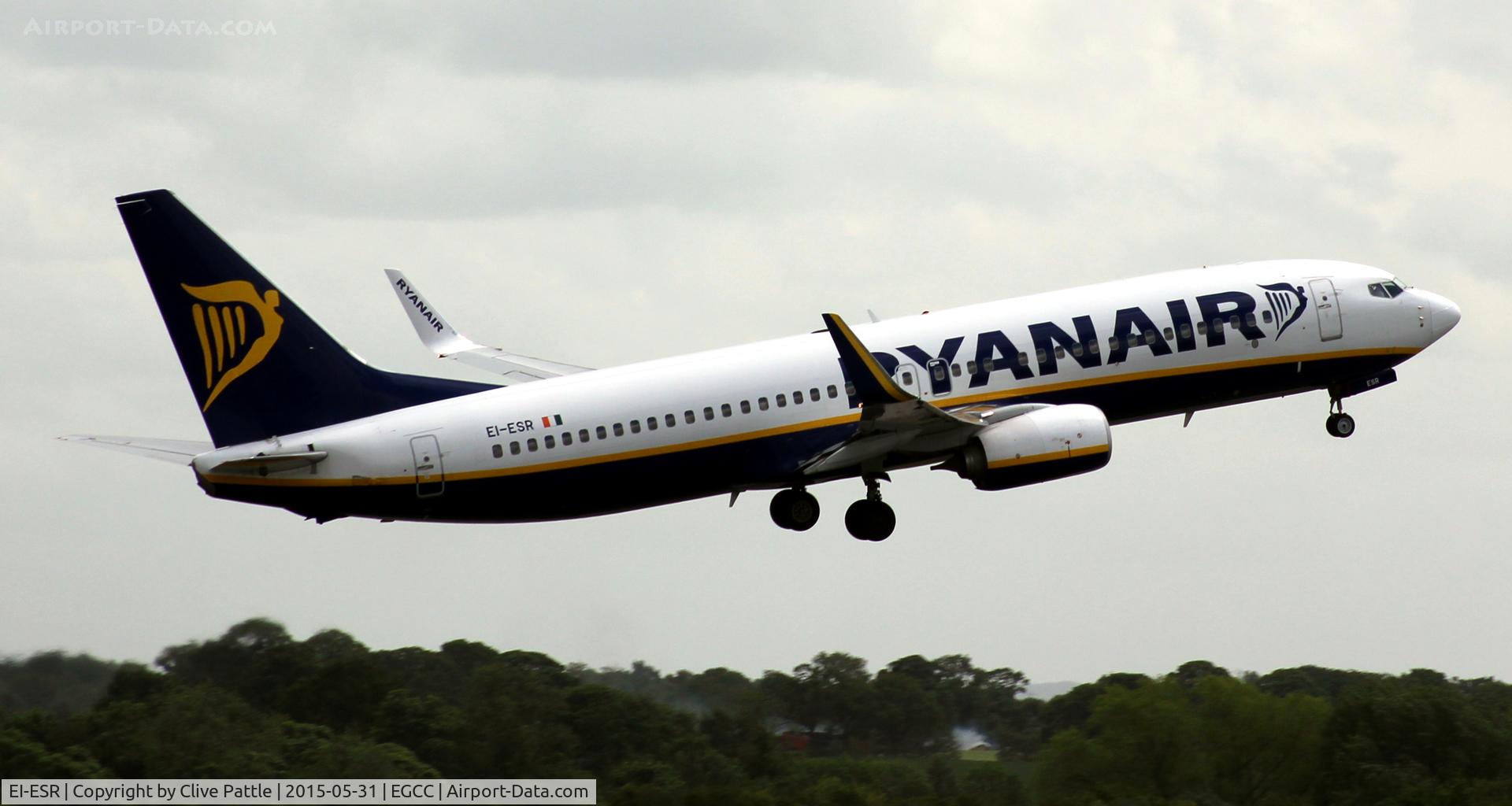 EI-ESR, 2011 Boeing 737-8AS C/N 34995, Ryanair action at Manchester EGCC