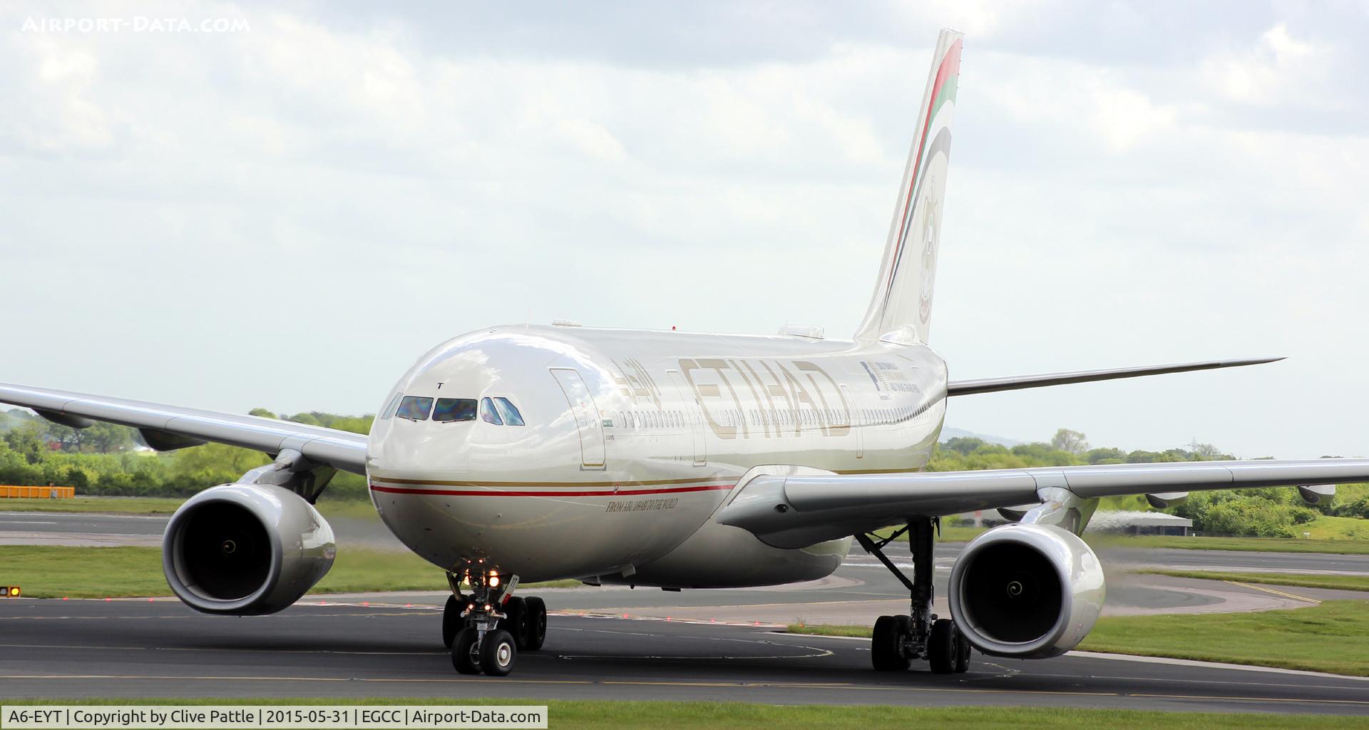 A6-EYT, 2013 Airbus A330-243 C/N 1486, In action at Manchester EGCC