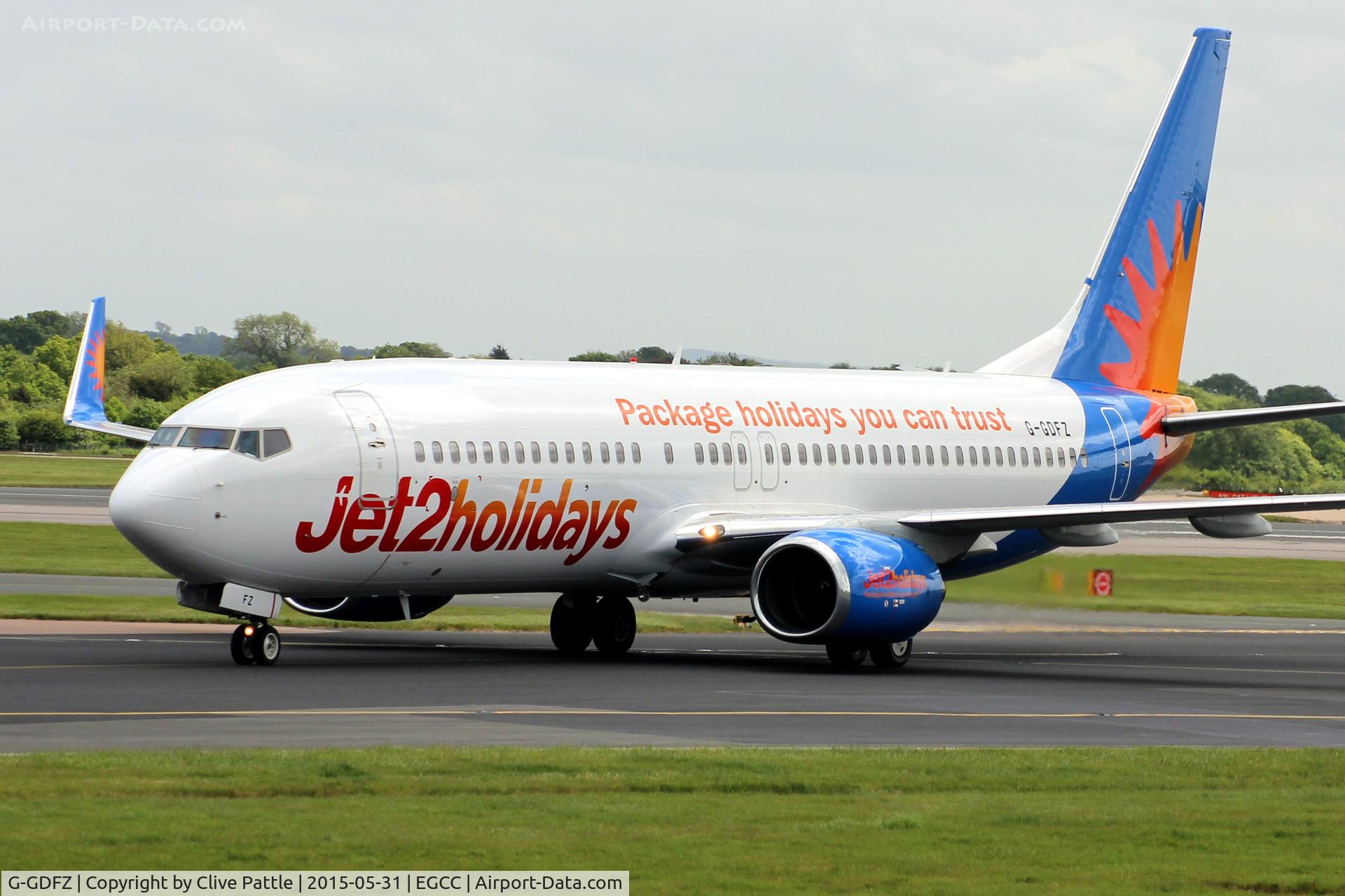 G-GDFZ, 2001 Boeing 737-86Q C/N 30276, Pictured at Manchester EGCC