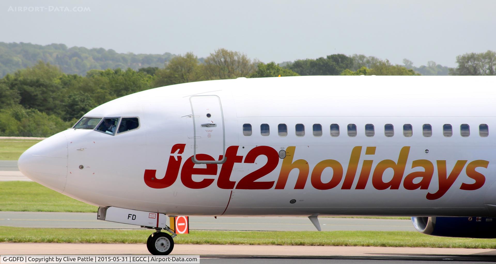 G-GDFD, 1997 Boeing 737-8K5 C/N 27982, Nose detail at Manchester EGCC