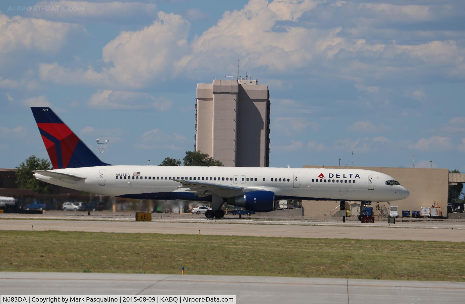 N683DA, 1993 Boeing 757-232 C/N 27103, Boeing 757-200