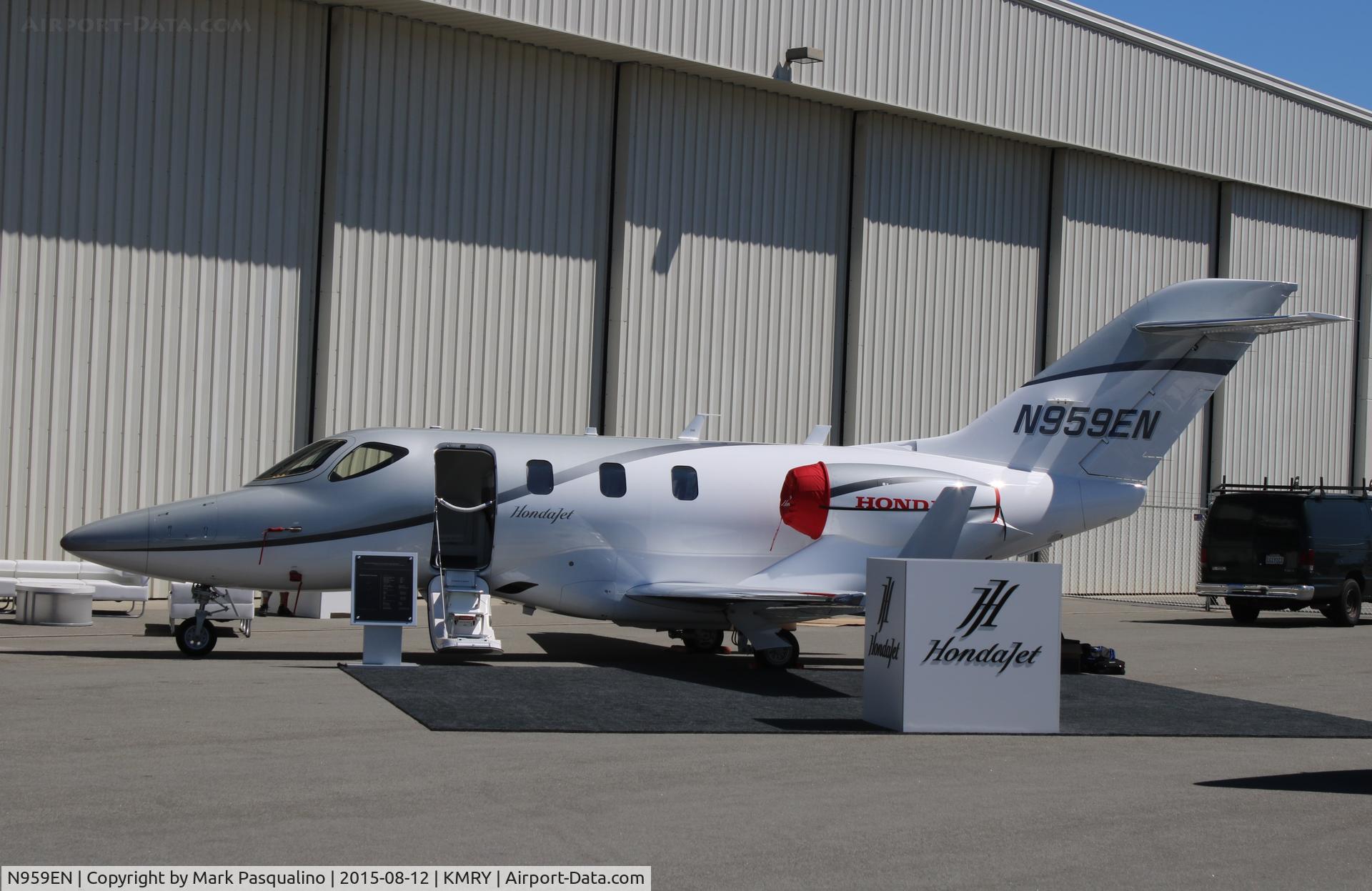 N959EN, 2015 Honda HA-420 HondaJet C/N 42000012, Honda HA-420