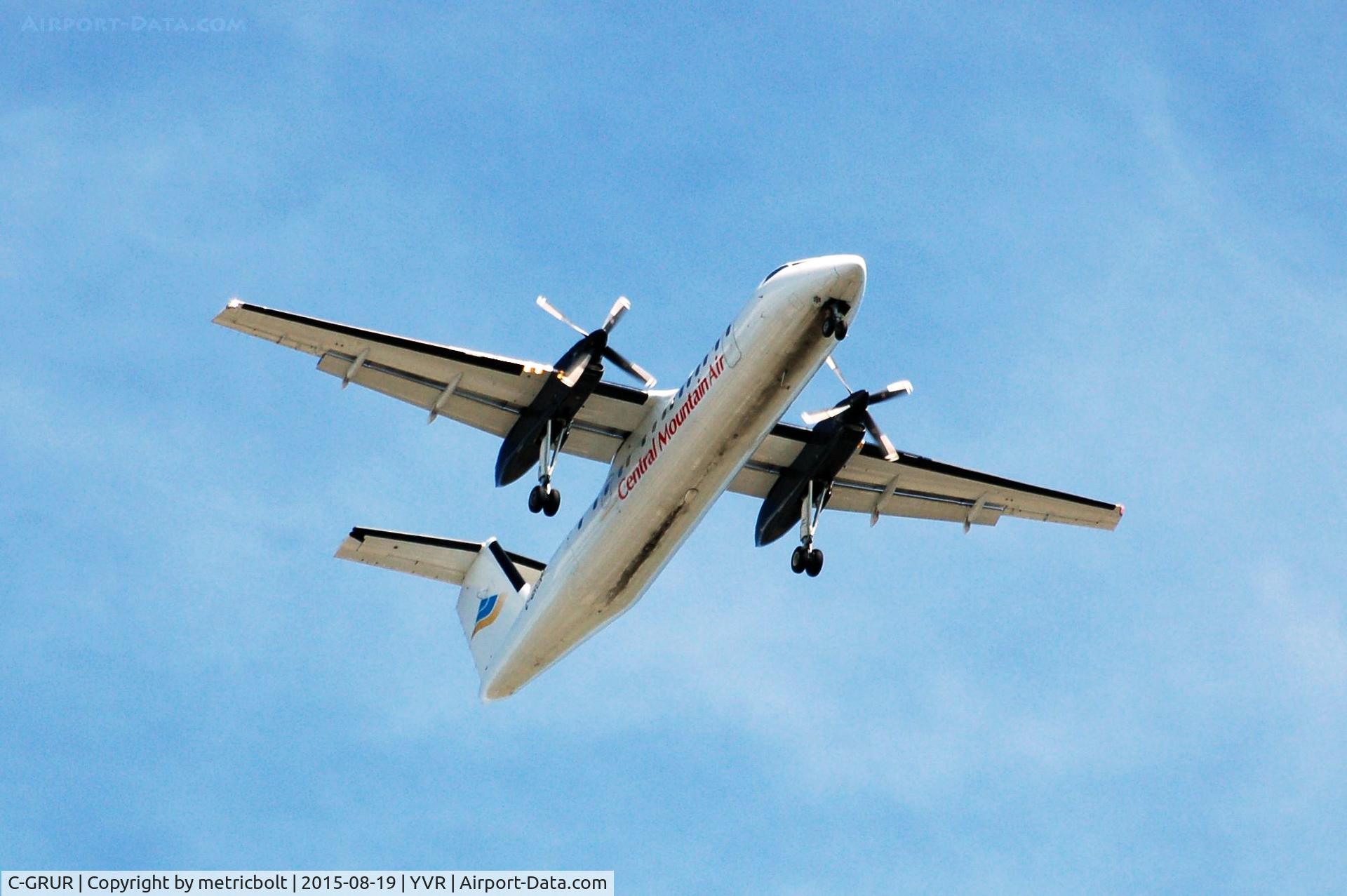 C-GRUR, 1991 De Havilland Canada DHC-8-311 Dash 8 C/N 256, Arrival from YYC