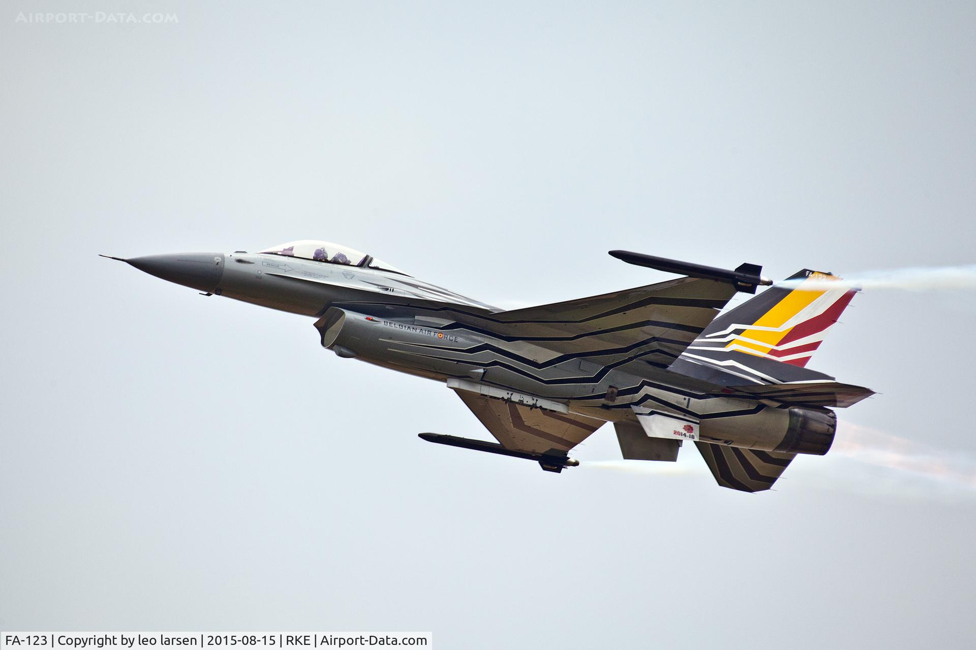 FA-123, SABCA F-16AM Fighting Falcon C/N 6H-123, Roskilde Air Show Denmark 15.8.15