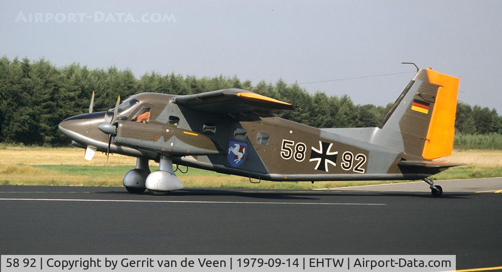 58 92, Dornier Do-28D-2 Skyservant C/N 4167, This Dornier leaving runway 24 at Twenthe AFB