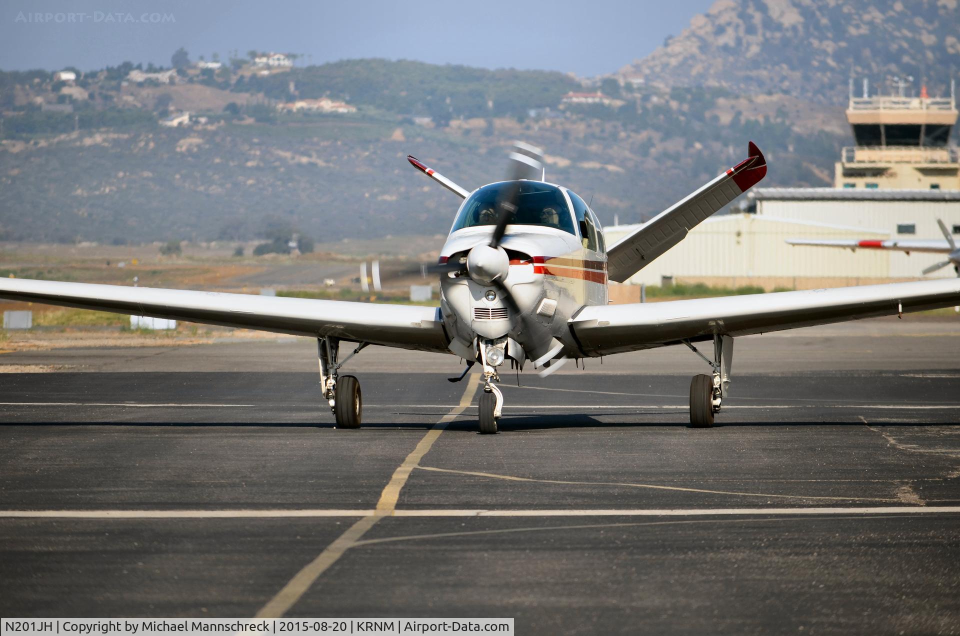 N201JH, 1966 Beech V35 Bonanza C/N D-8113, Taxing for runway