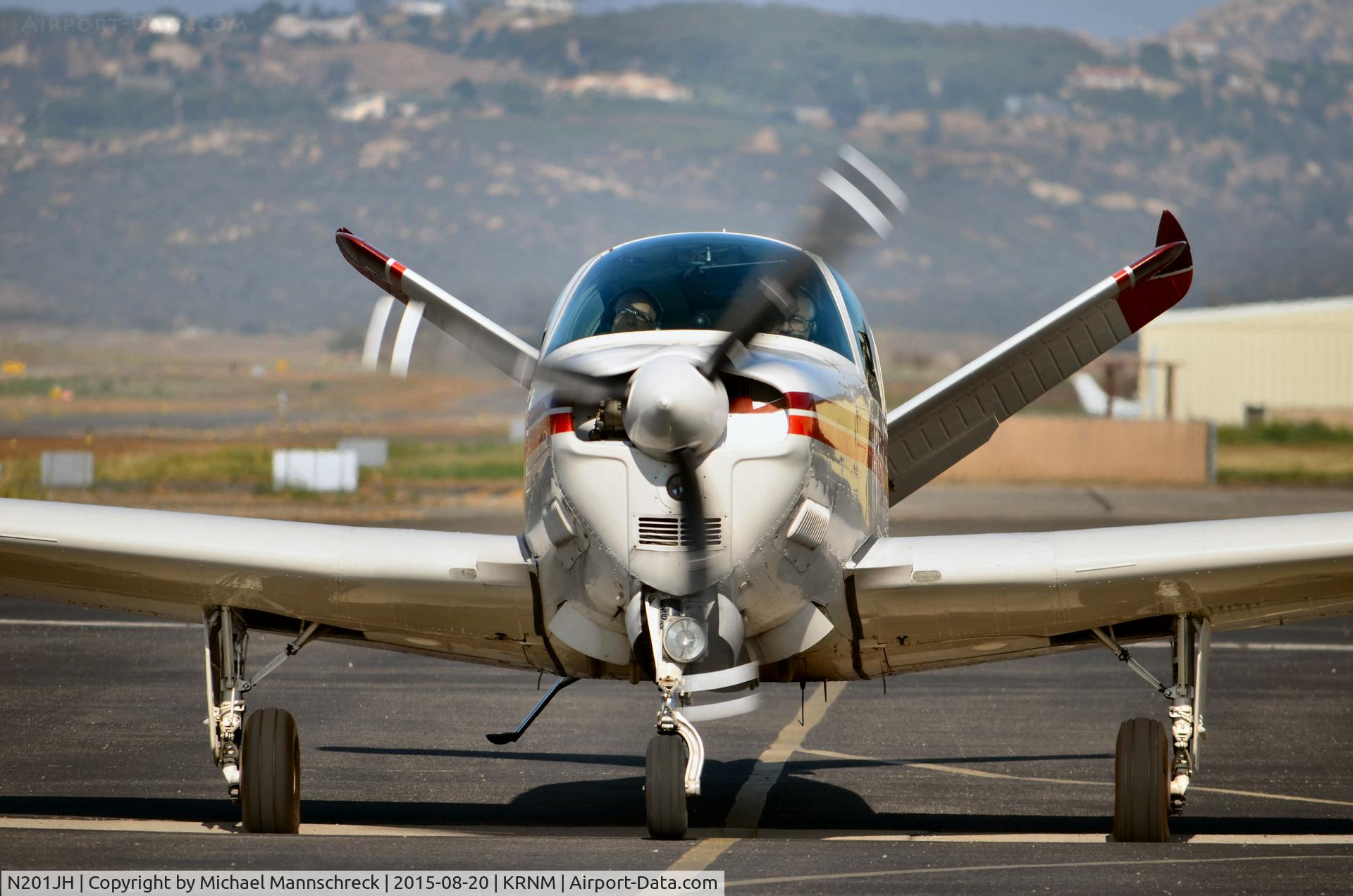 N201JH, 1966 Beech V35 Bonanza C/N D-8113, taxing for takoff