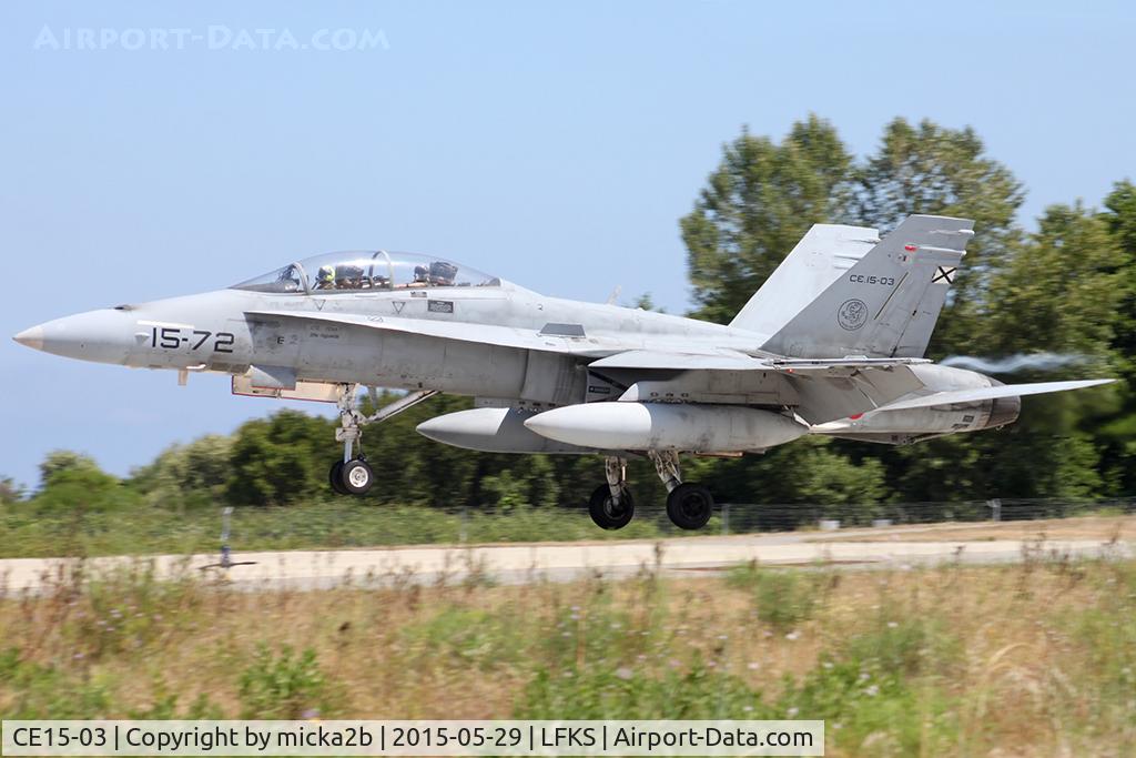 CE15-03, McDonnell Douglas EF-18BM Hornet C/N 0395/B065, Landing