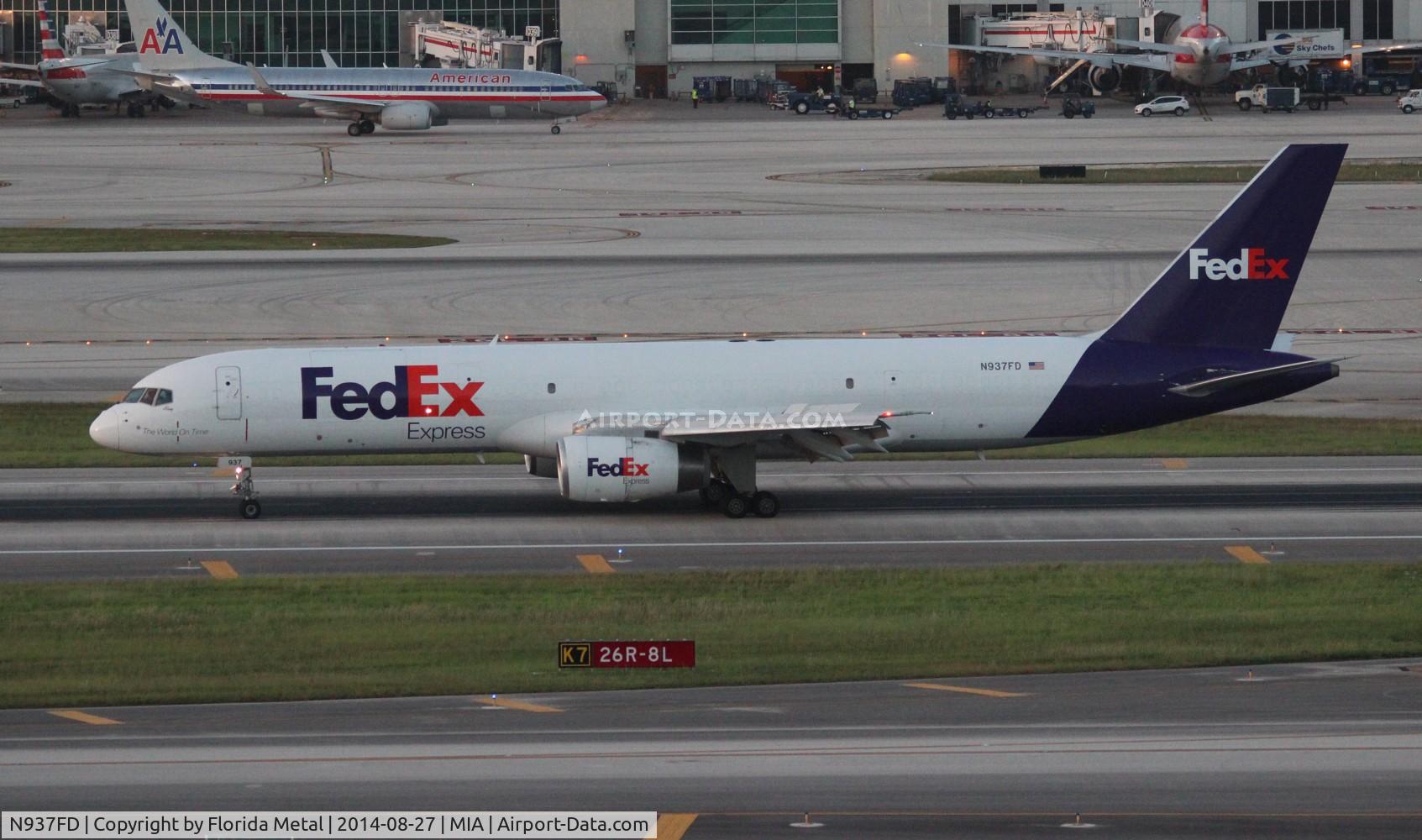 N937FD, 1987 Boeing 757-2T7 C/N 23895, Fed Ex