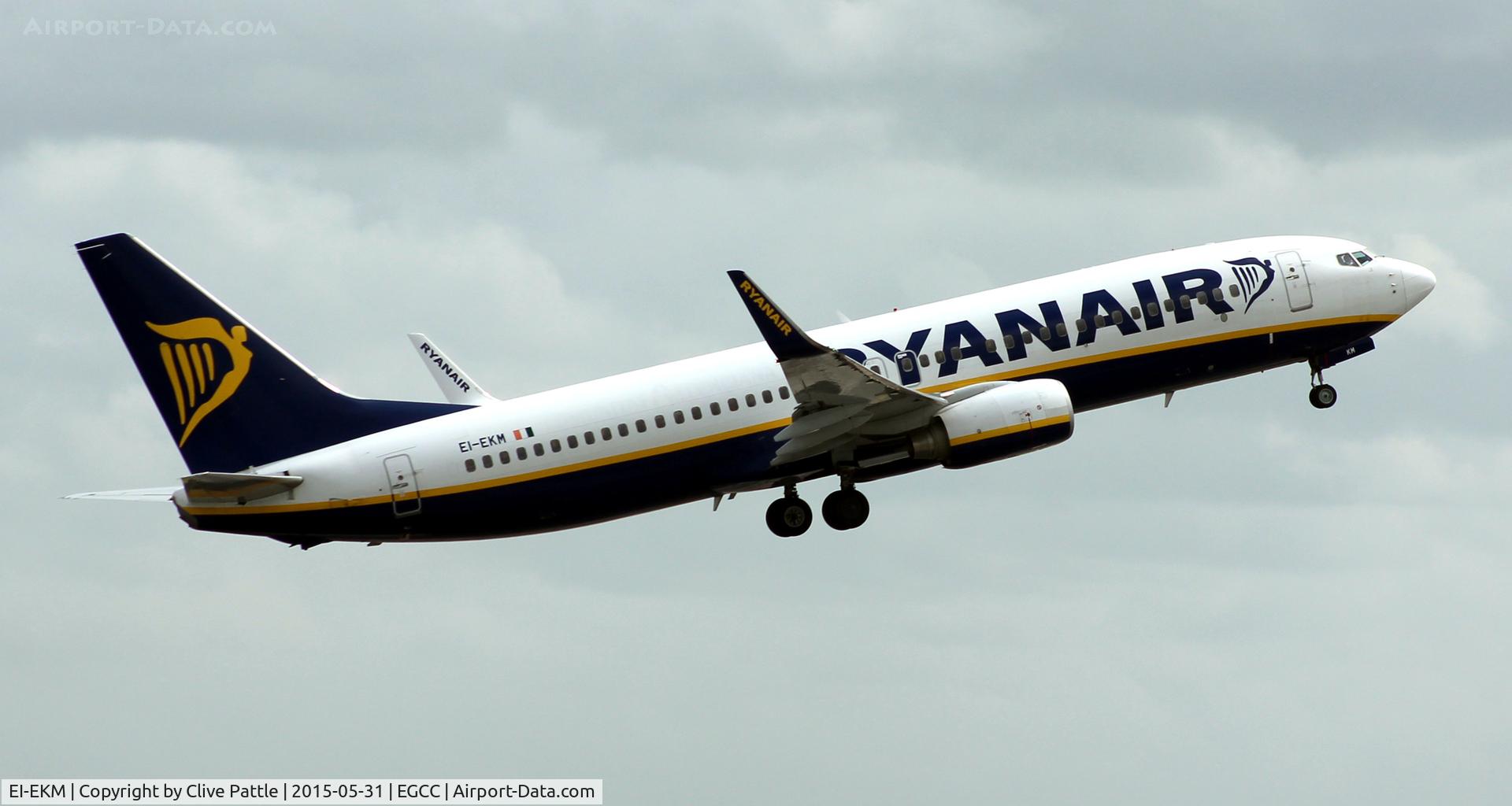 EI-EKM, 2010 Boeing 737-8AS C/N 38499, EGCC Action