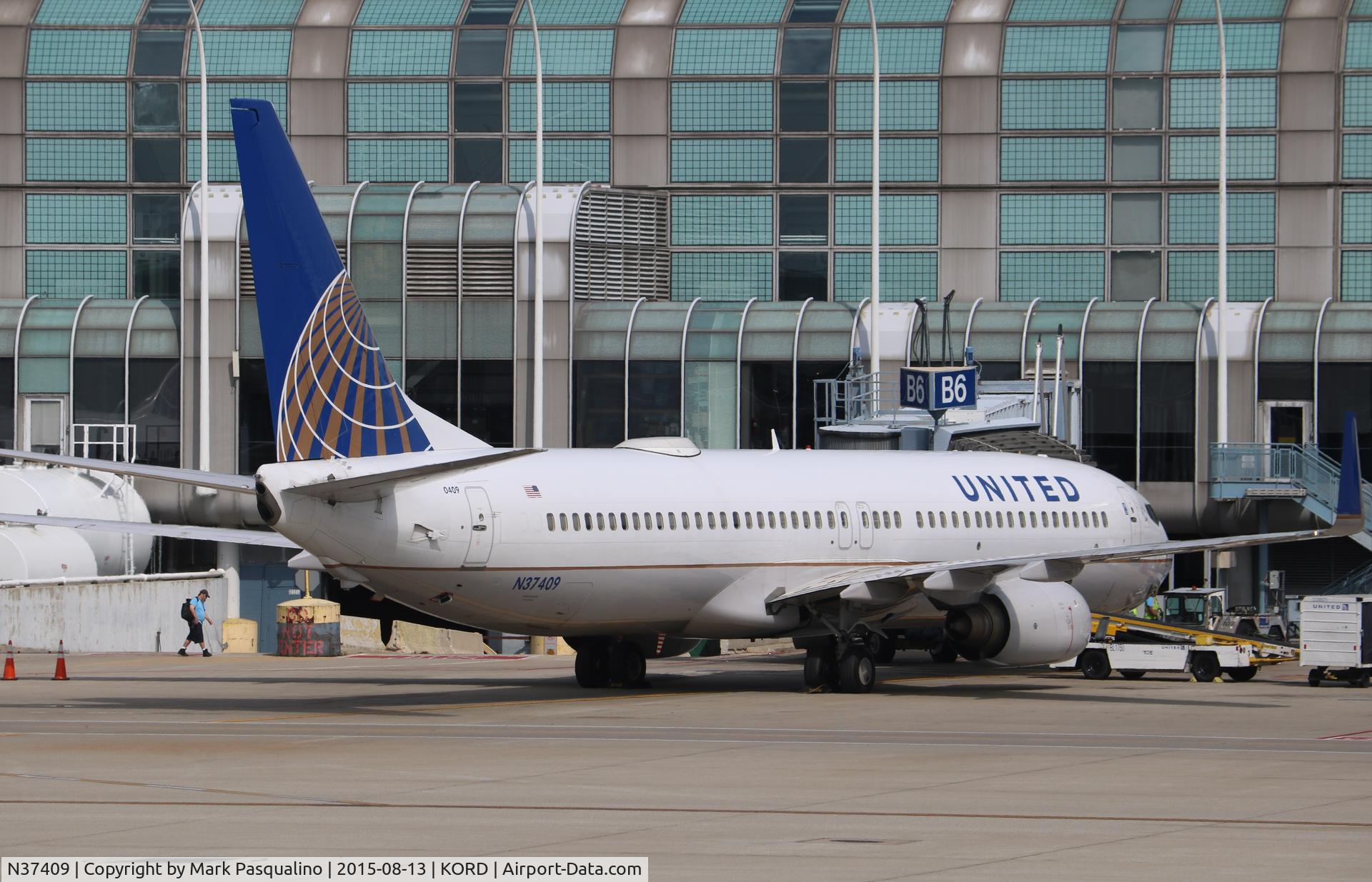 N37409, 2001 Boeing 737-924 C/N 30126, Boeing 737-900