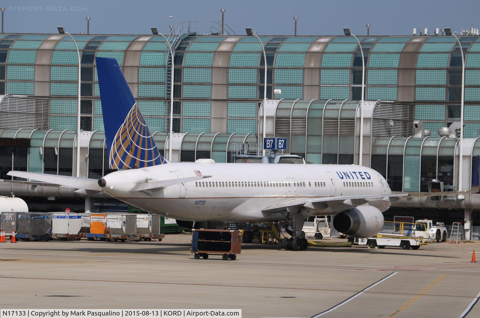 N17133, 1998 Boeing 757-224 C/N 29282, Boeing 757-200