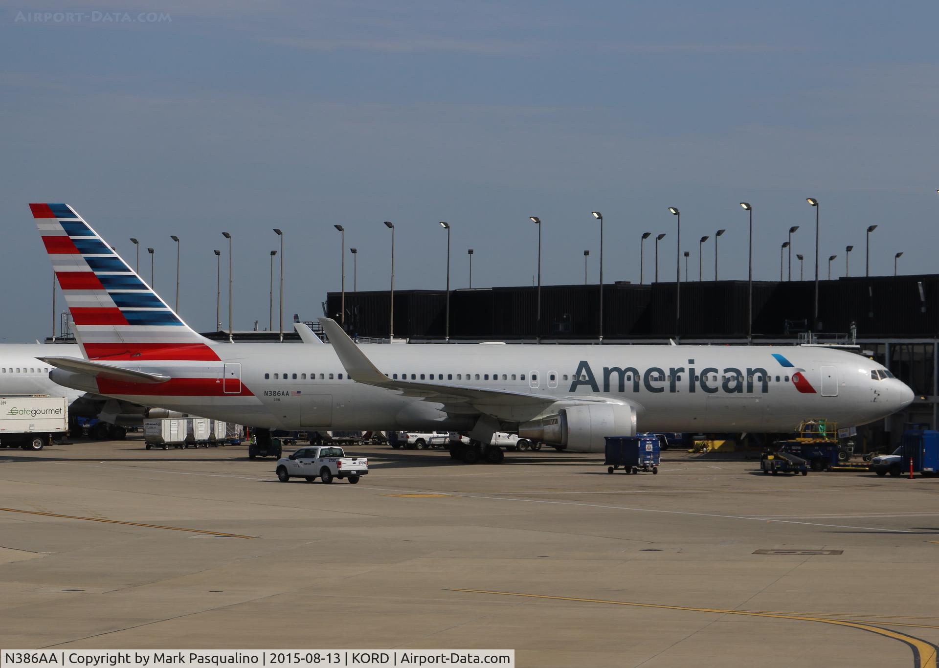 N386AA, 1994 Boeing 767-323/ER C/N 27060, Boeing 767-300